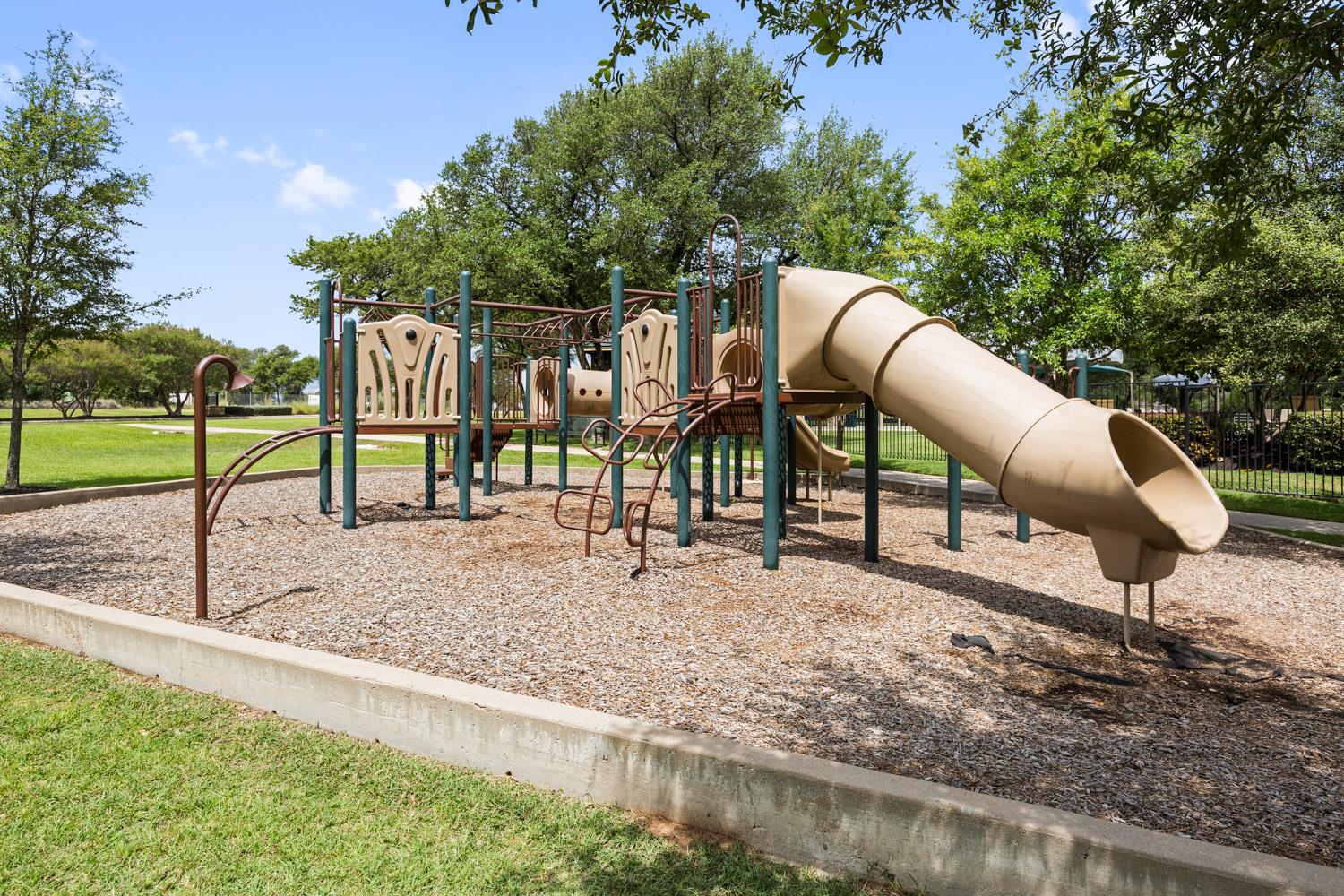 3815 Avery Woods Ln, Cedar Park, TX 78613