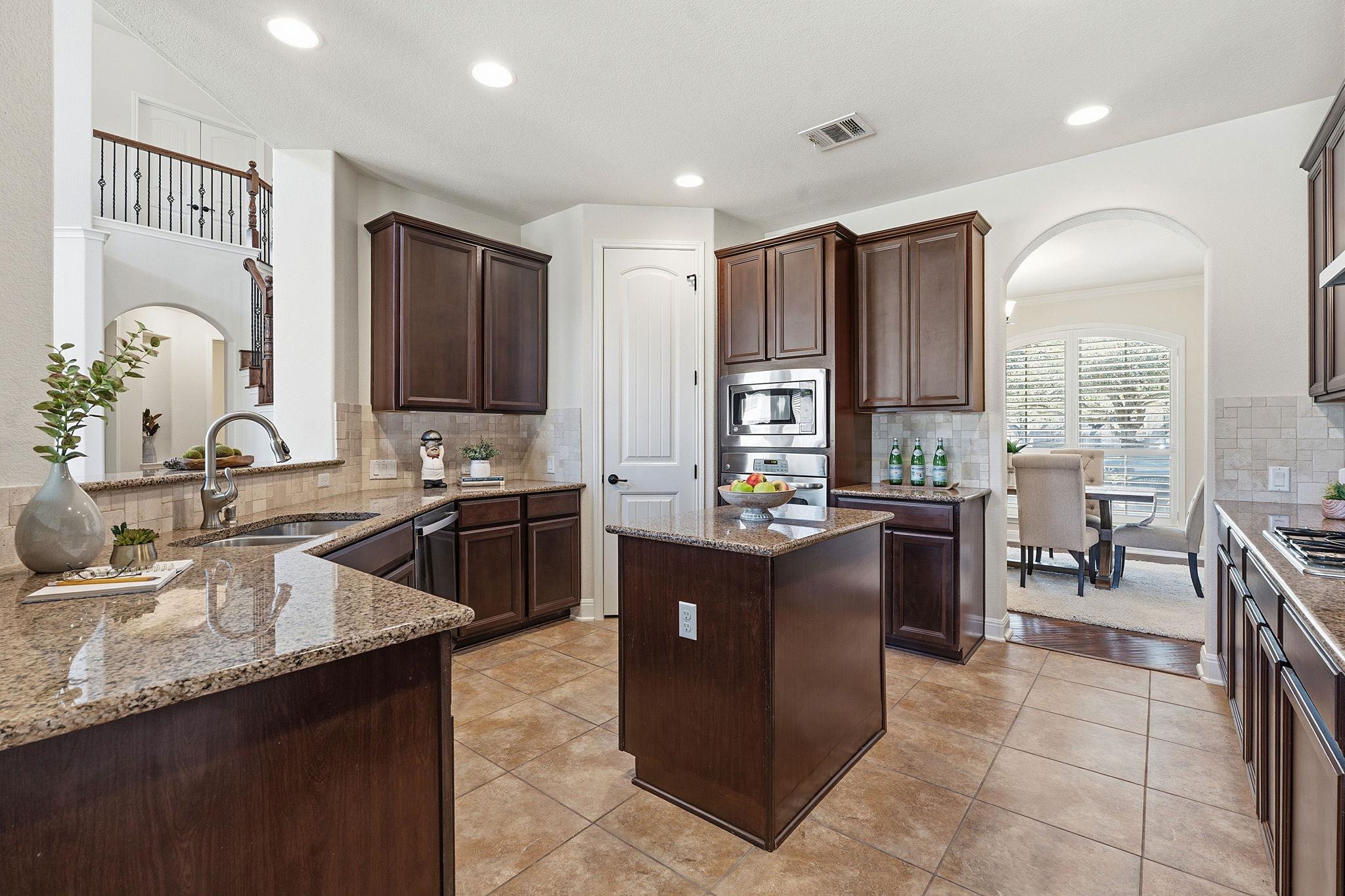 3815 Avery Woods Ln, Cedar Park, TX 78613