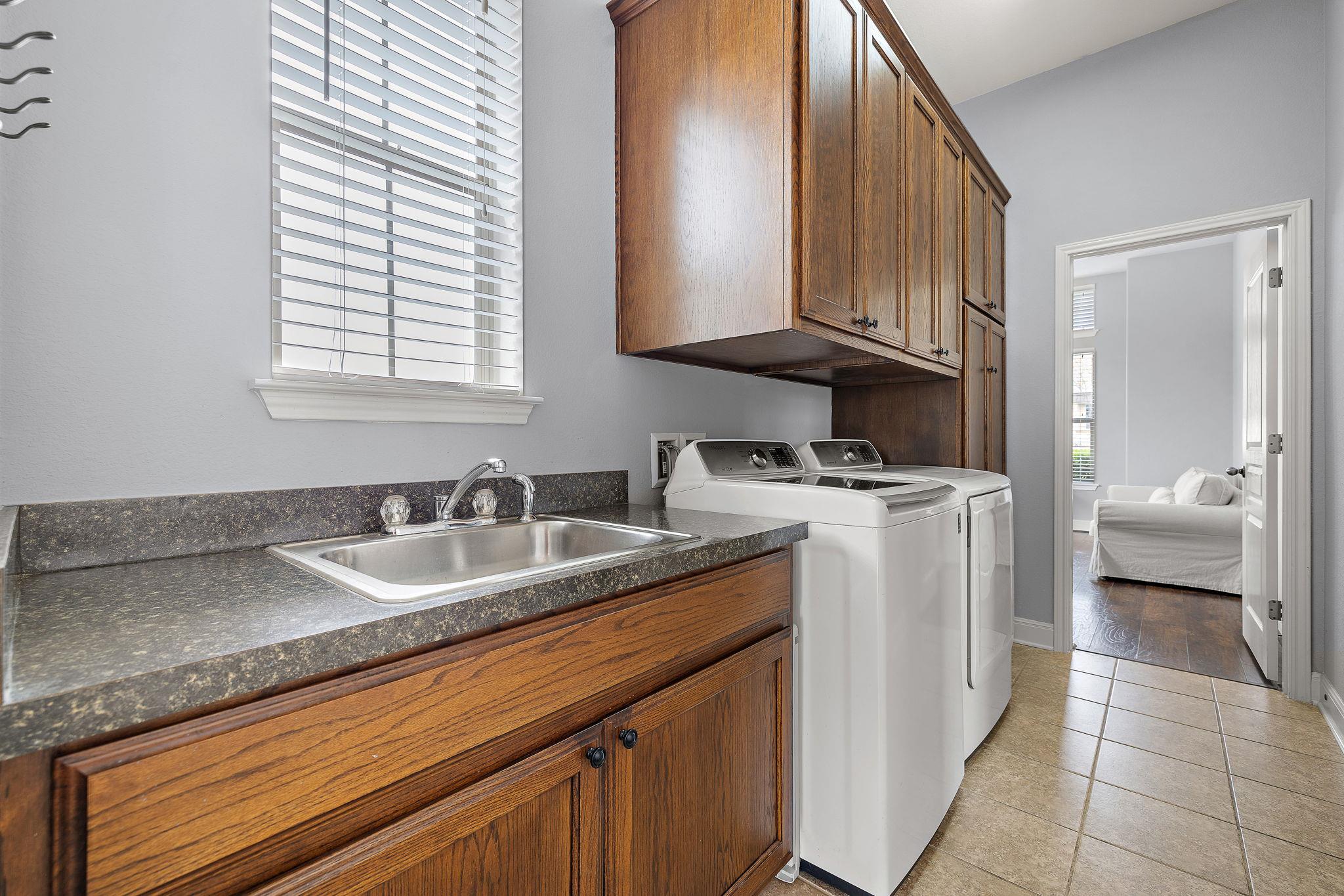 1905 Kempwood Ct, Round Rock, TX 78665