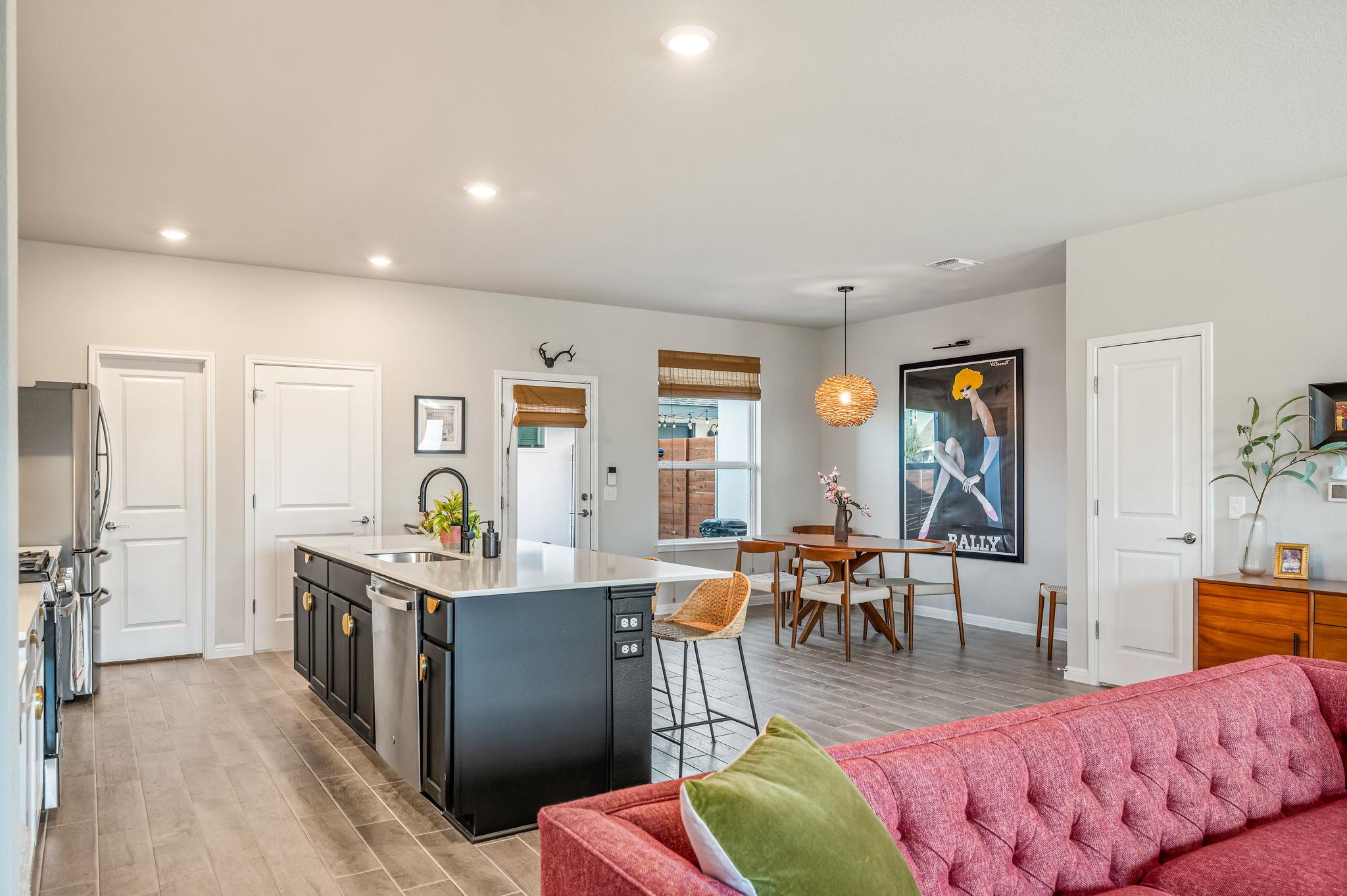 5400 Baythorne Dr # A, Austin, TX 78747