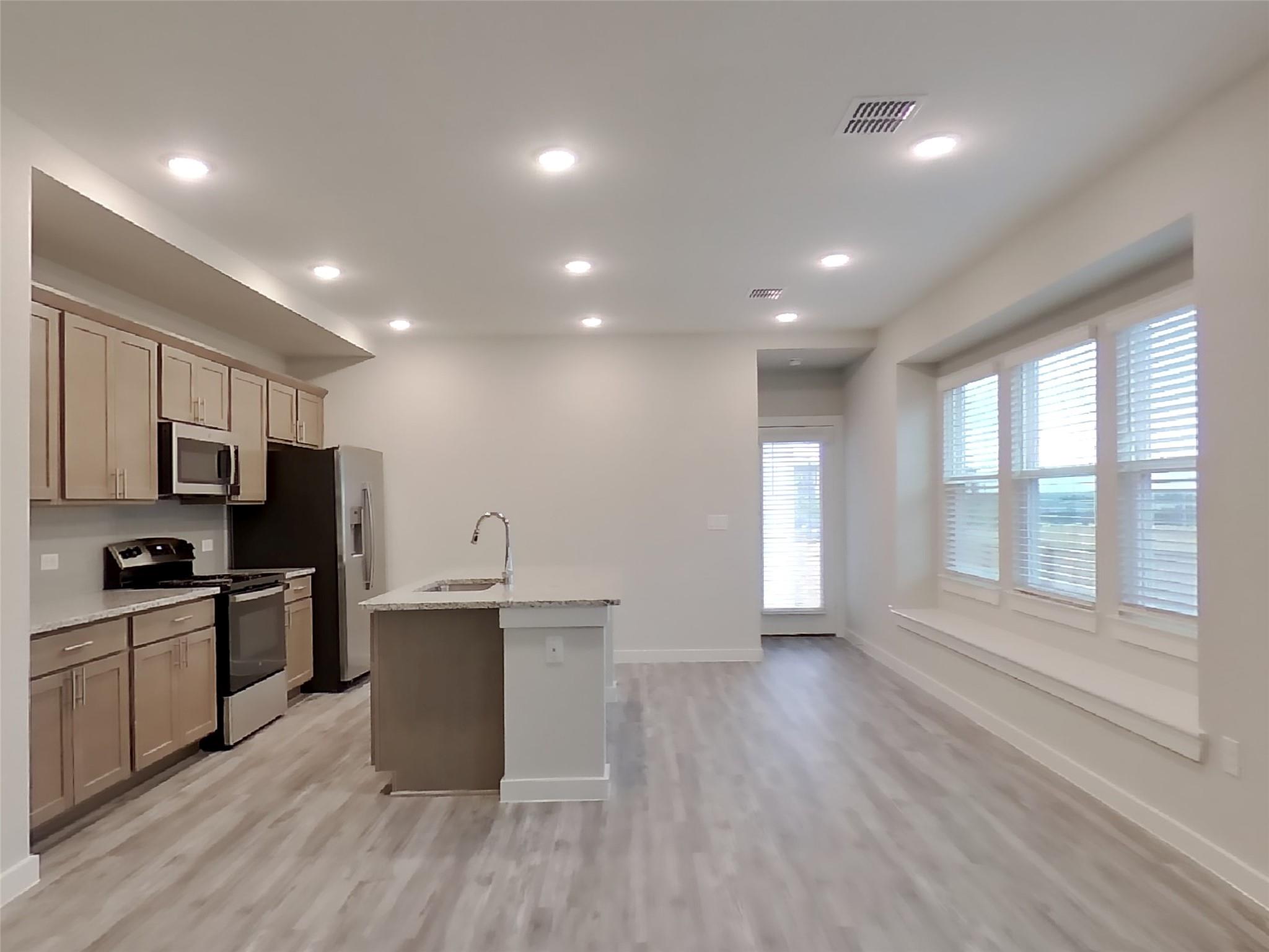 1733 Mexican Heather Dr, Leander, TX 78641