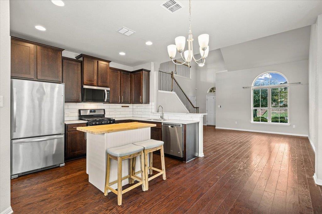 1012 Goldilocks Ln, Manchaca, TX 78652