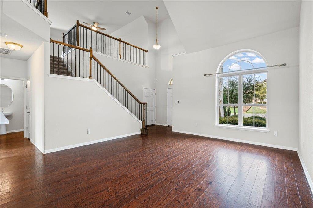 1012 Goldilocks Ln, Manchaca, TX 78652