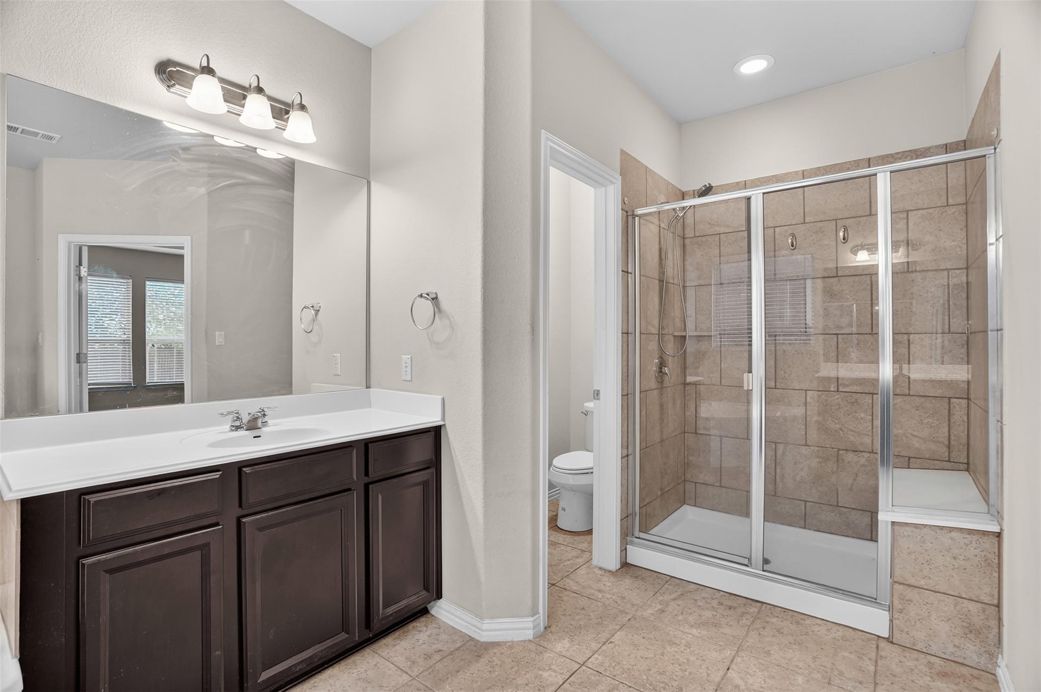 401 Daniel Xing, Liberty Hill, TX 78642