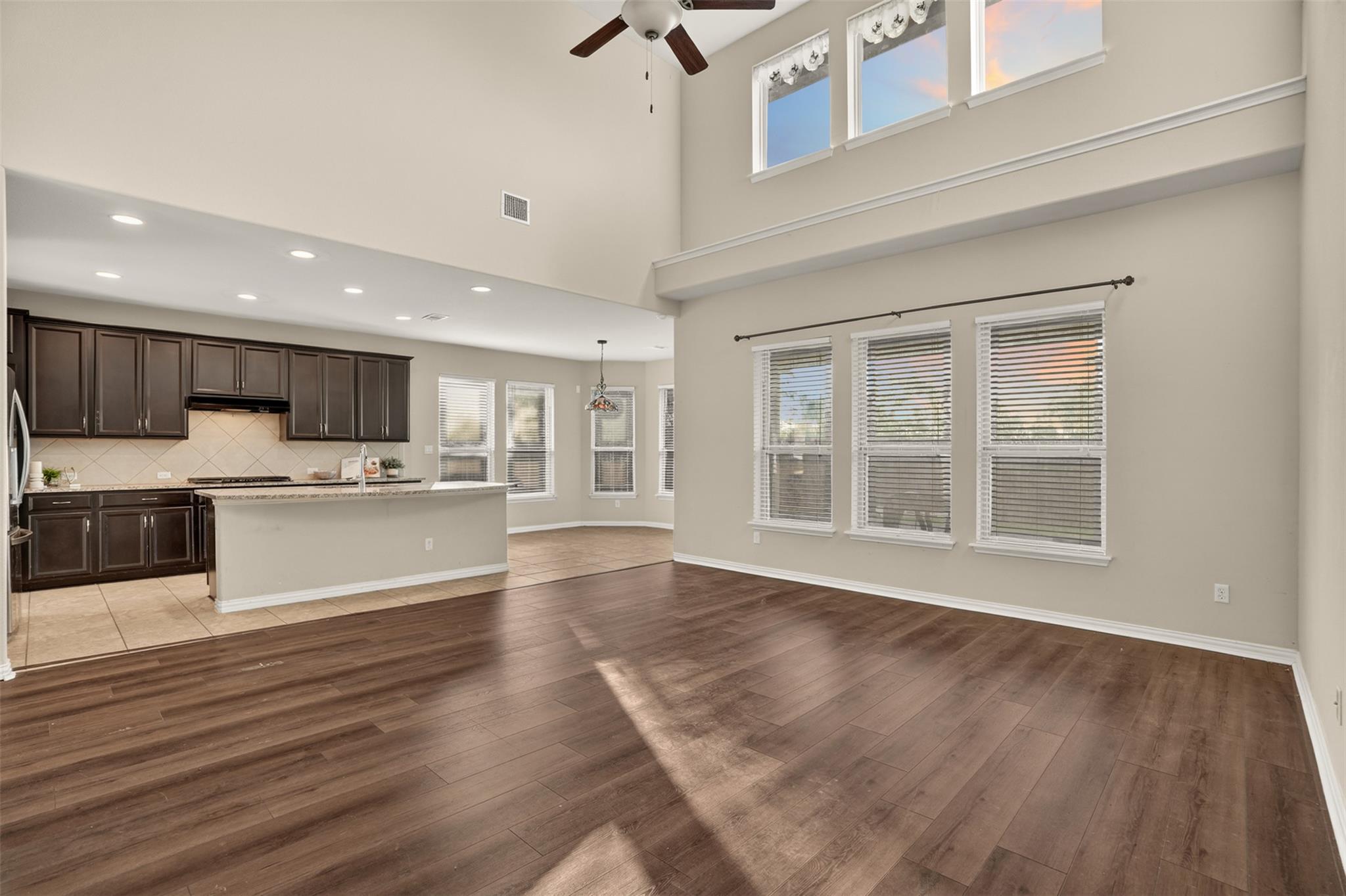 401 Daniel Xing, Liberty Hill, TX 78642