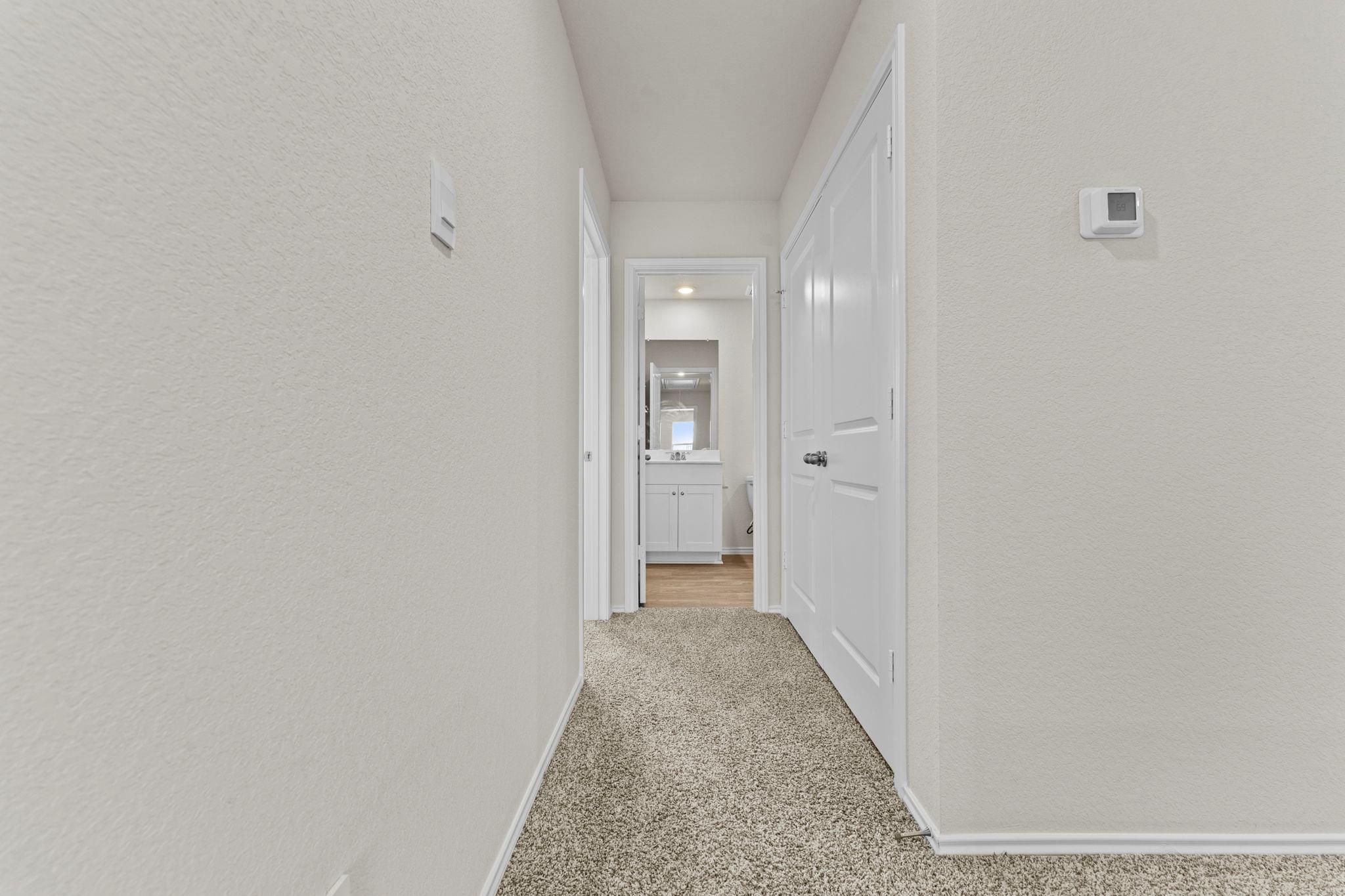 2203 LIONHEART Dr, Luling, TX 78648