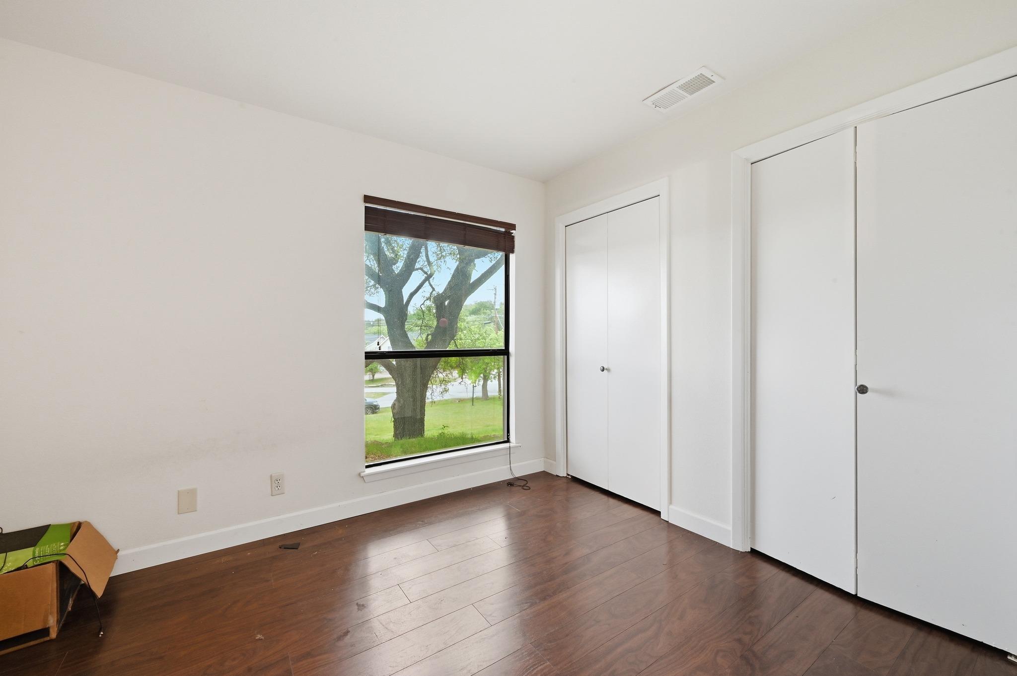 636 Galston Dr, Spicewood, TX 78669