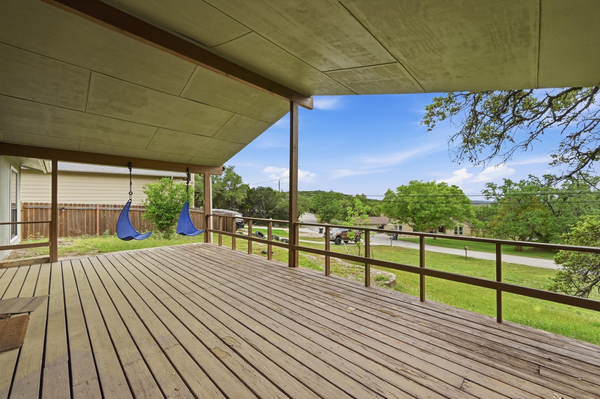 636 Galston Dr, Spicewood, TX 78669
