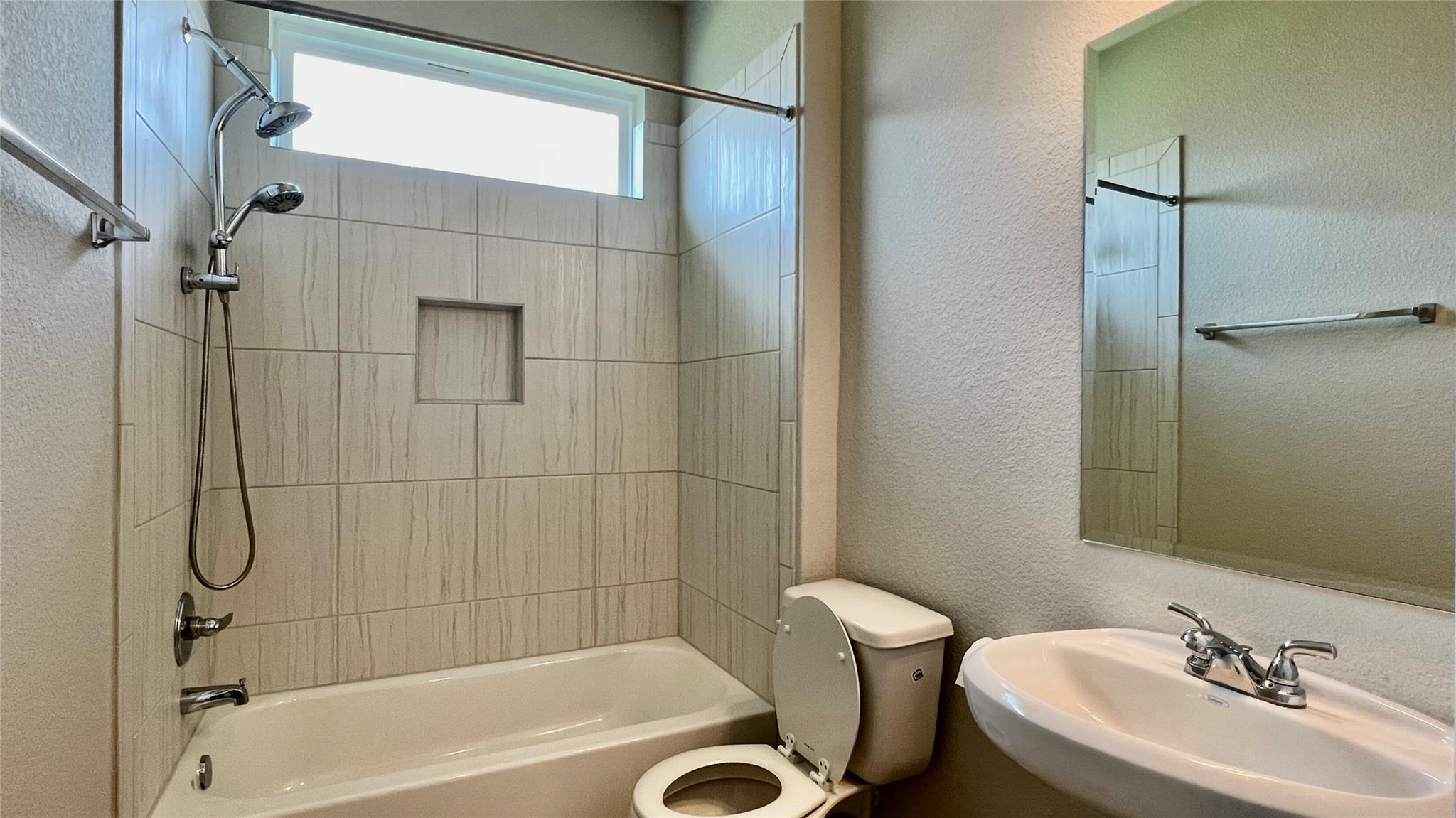 17212 Alturas Ave, Pflugerville, TX 78660