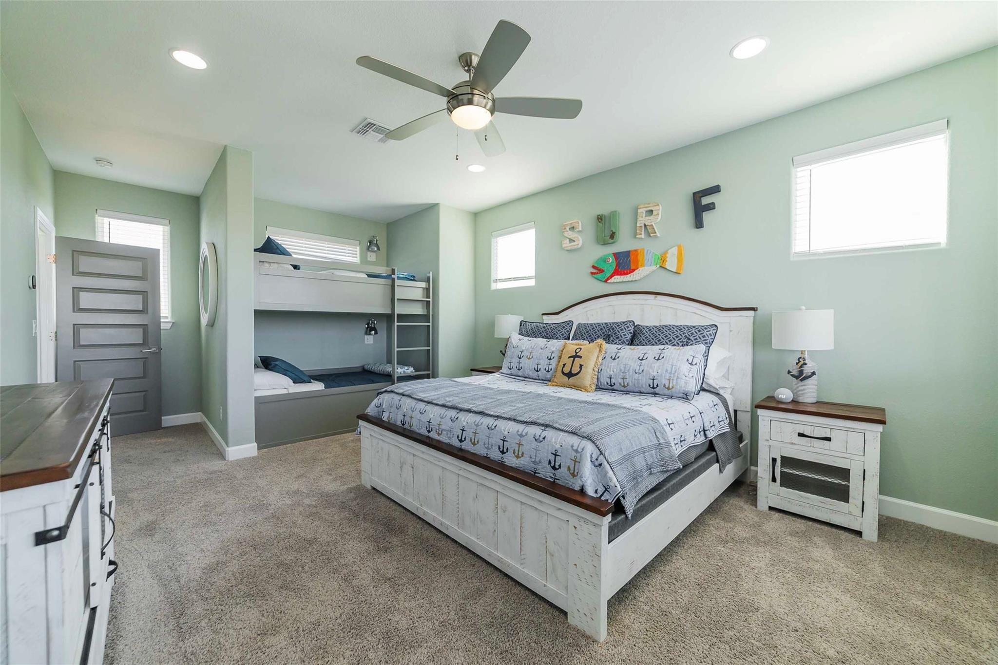 106 Blue Heron Dr, Kingsland, TX 78639