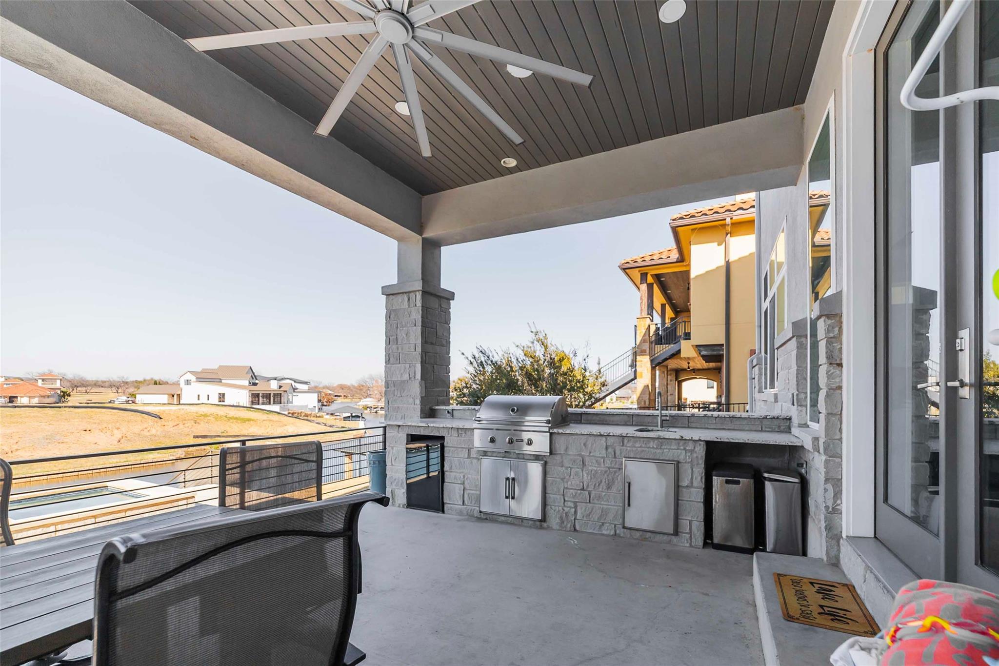 106 Blue Heron Dr, Kingsland, TX 78639