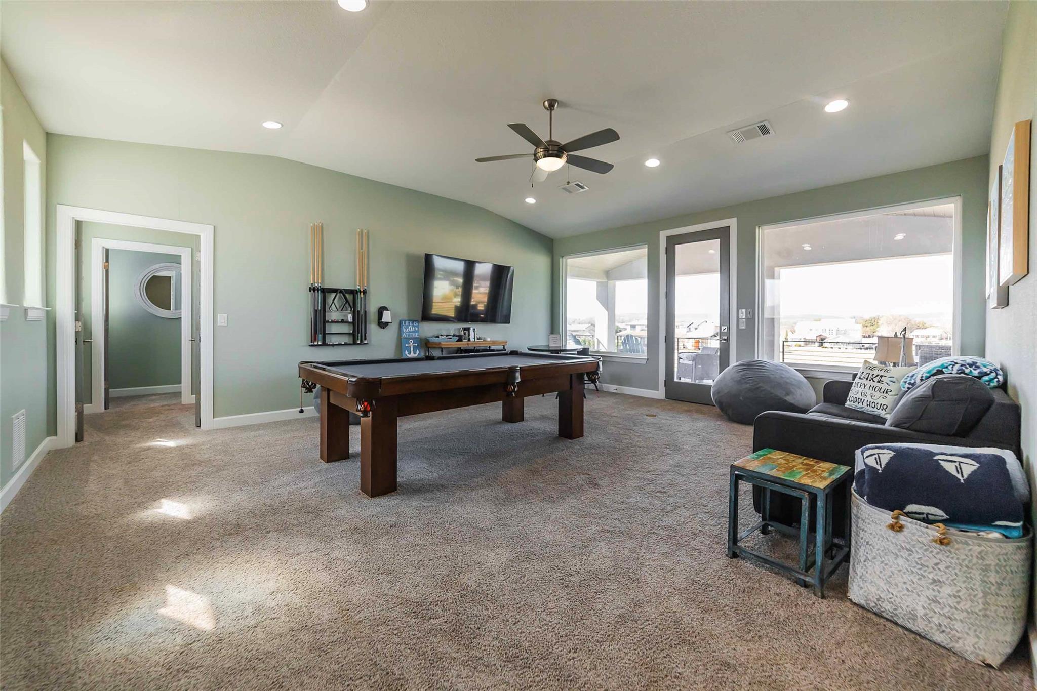 106 Blue Heron Dr, Kingsland, TX 78639