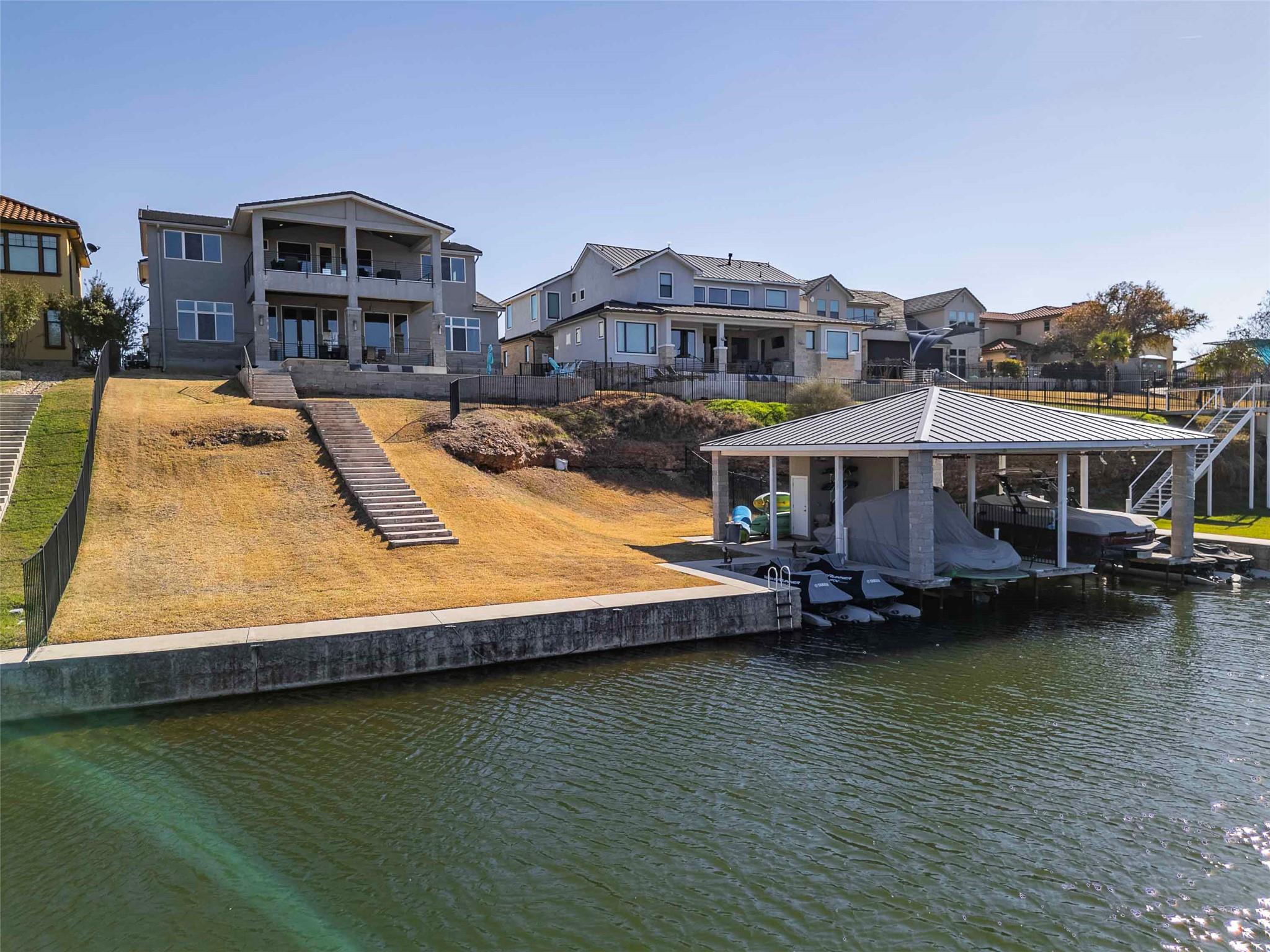 106 Blue Heron Dr, Kingsland, TX 78639