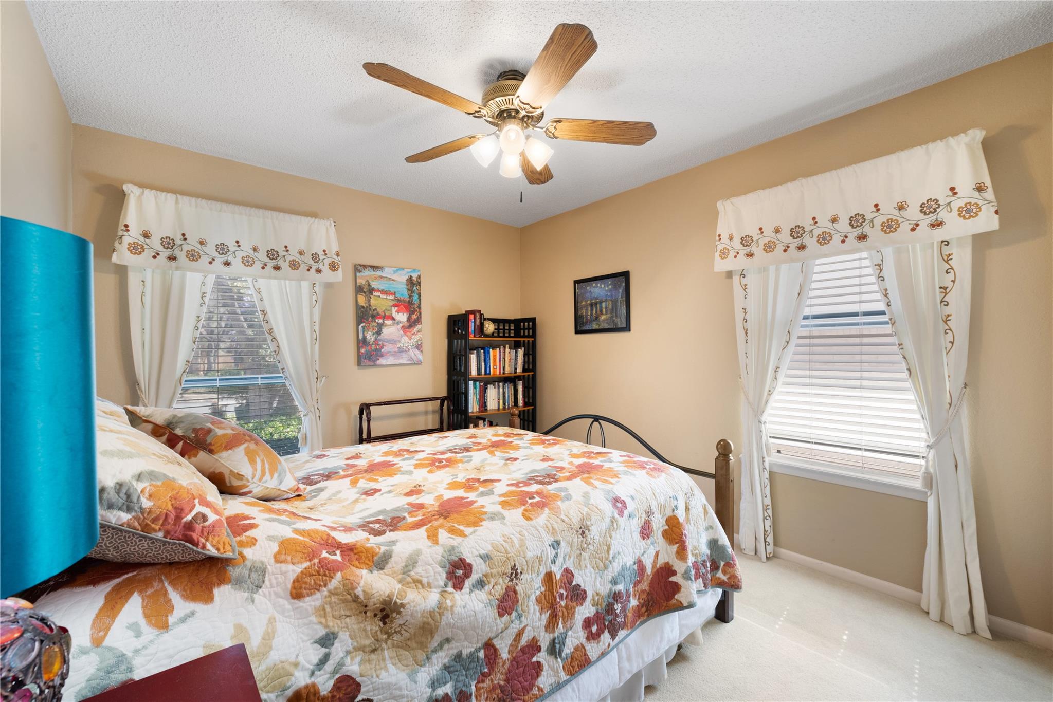 12022 Carmel Park Ln, Austin, TX 78727