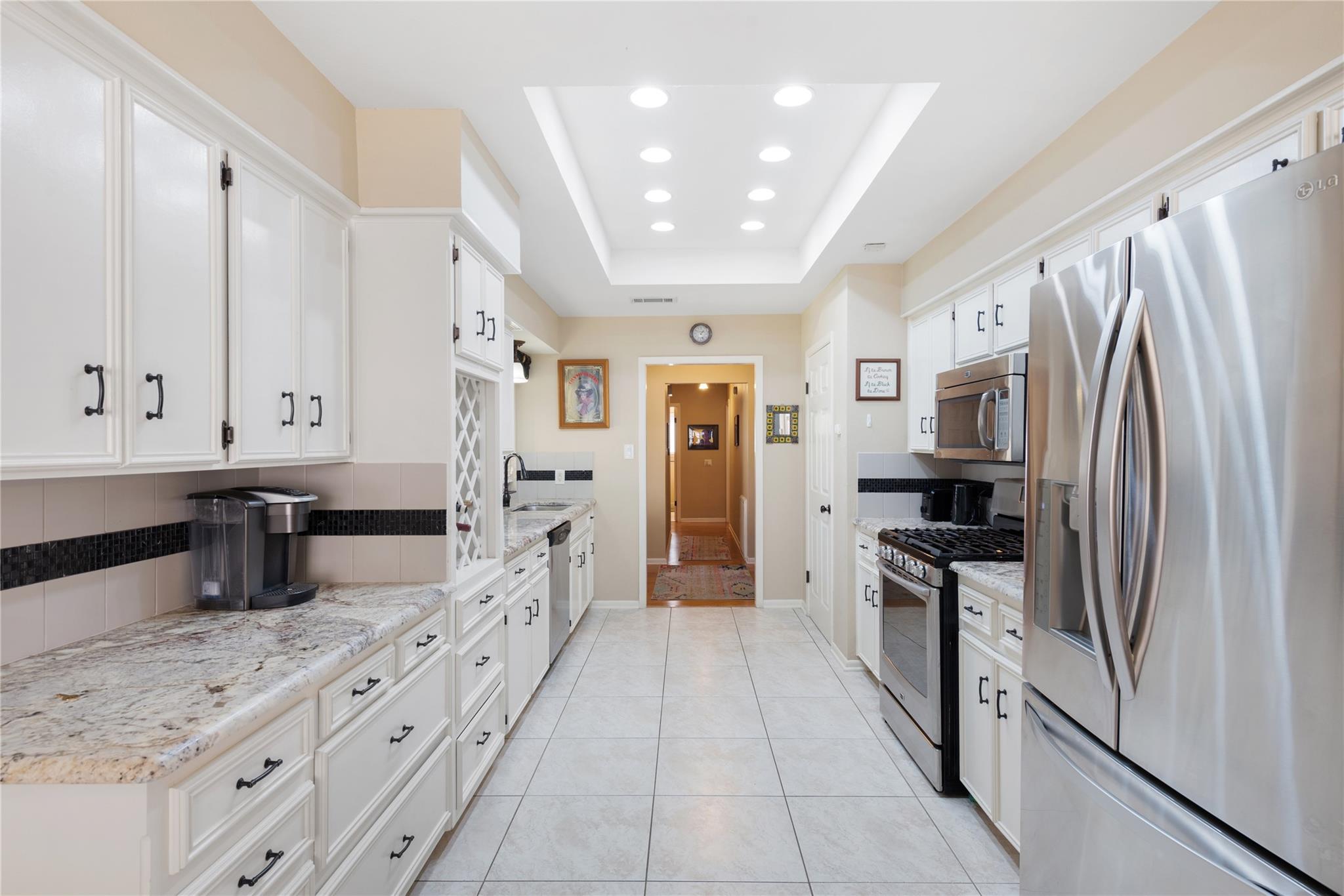 12022 Carmel Park Ln, Austin, TX 78727