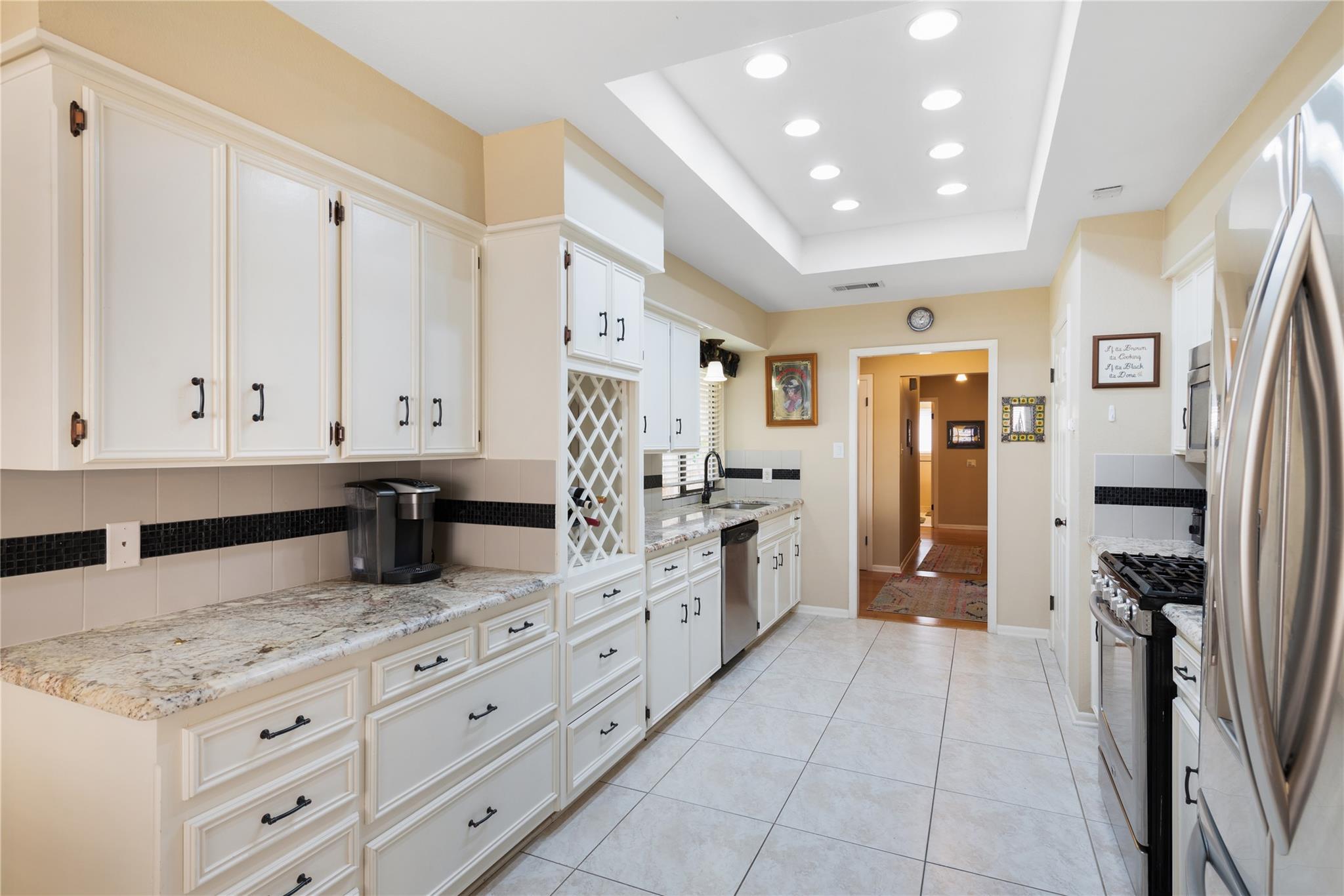 12022 Carmel Park Ln, Austin, TX 78727