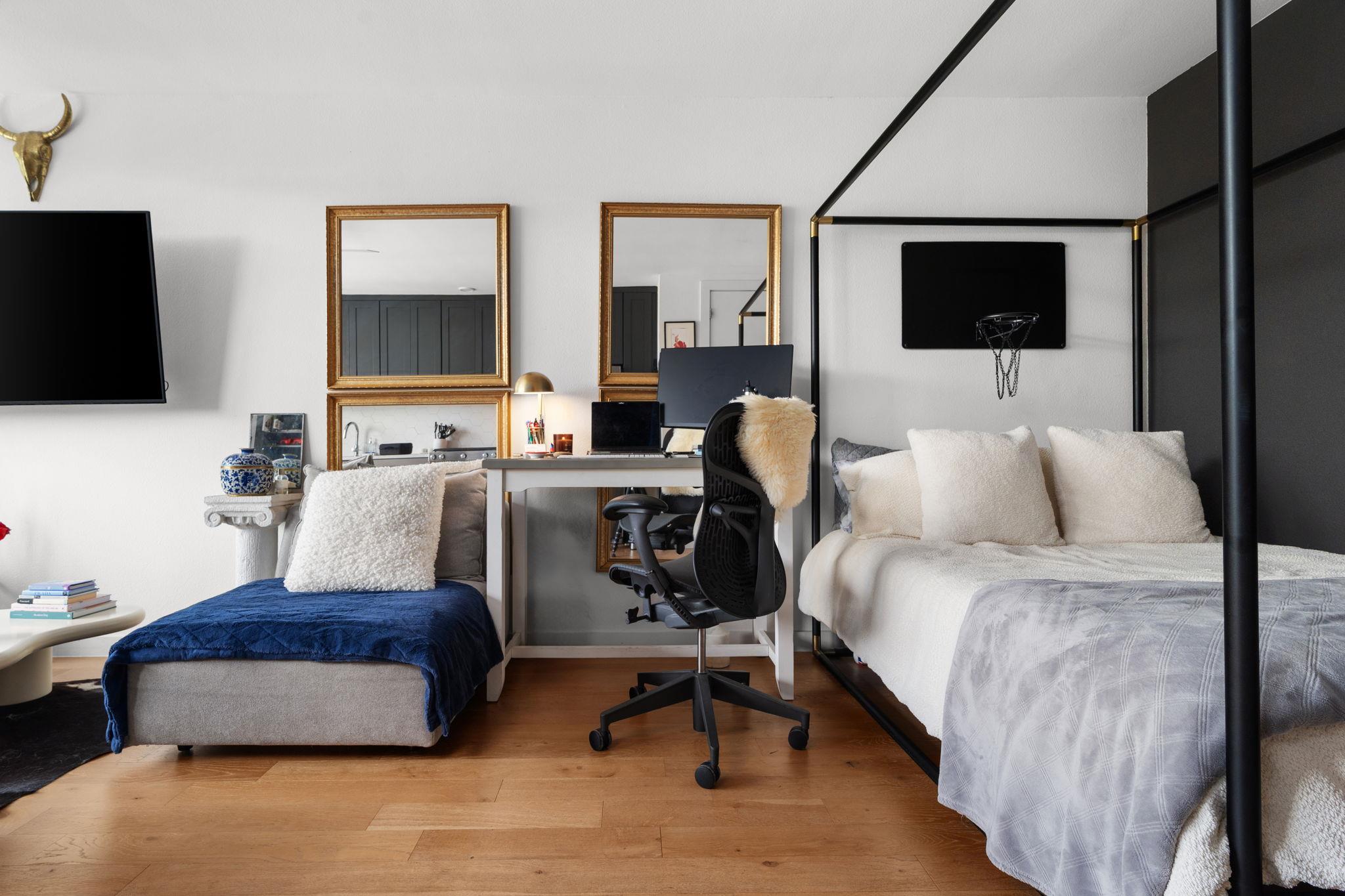 900 S 1st St # 320, Austin, TX 78704