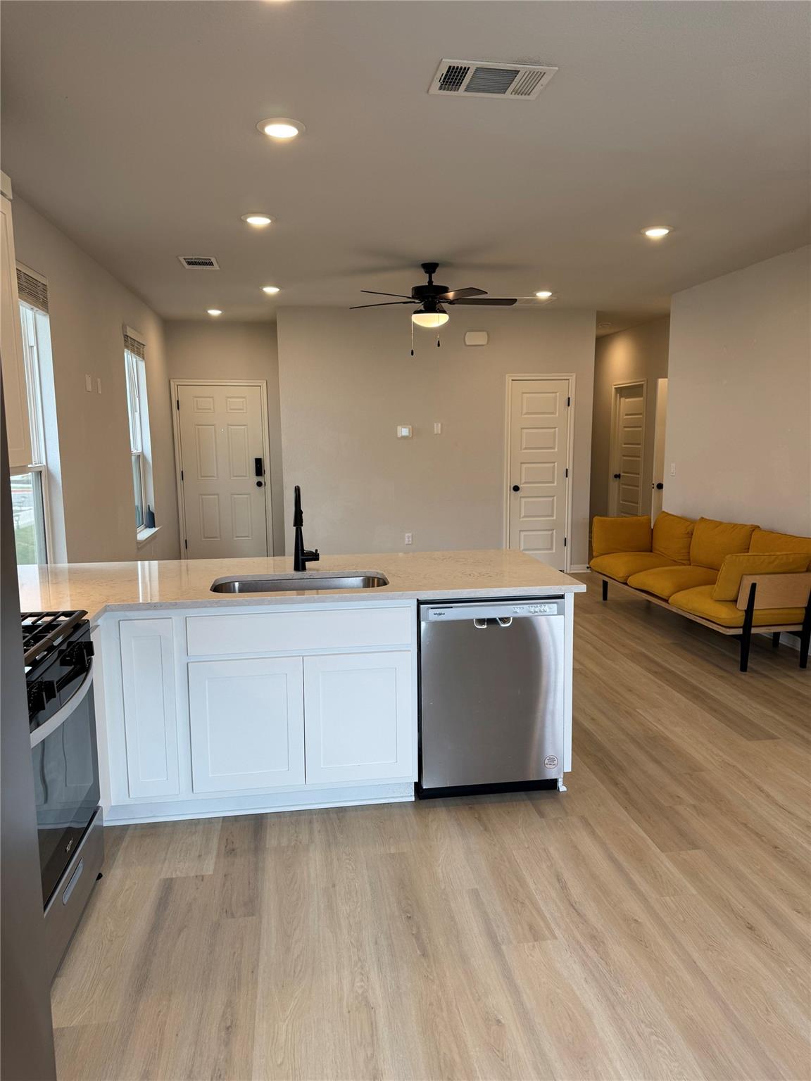 7802 Andravida Dr, Austin, TX 78744