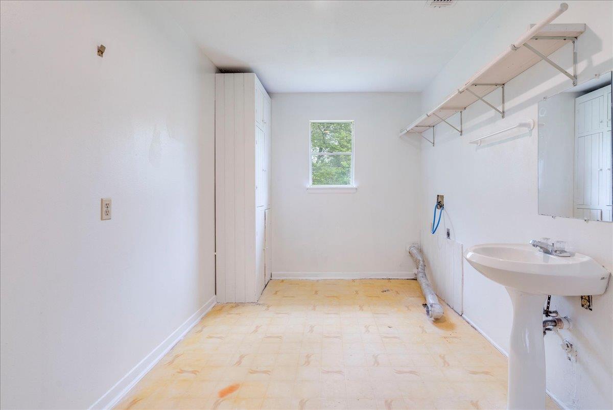 10007 Rocking Horse Rd, Austin, TX 78748