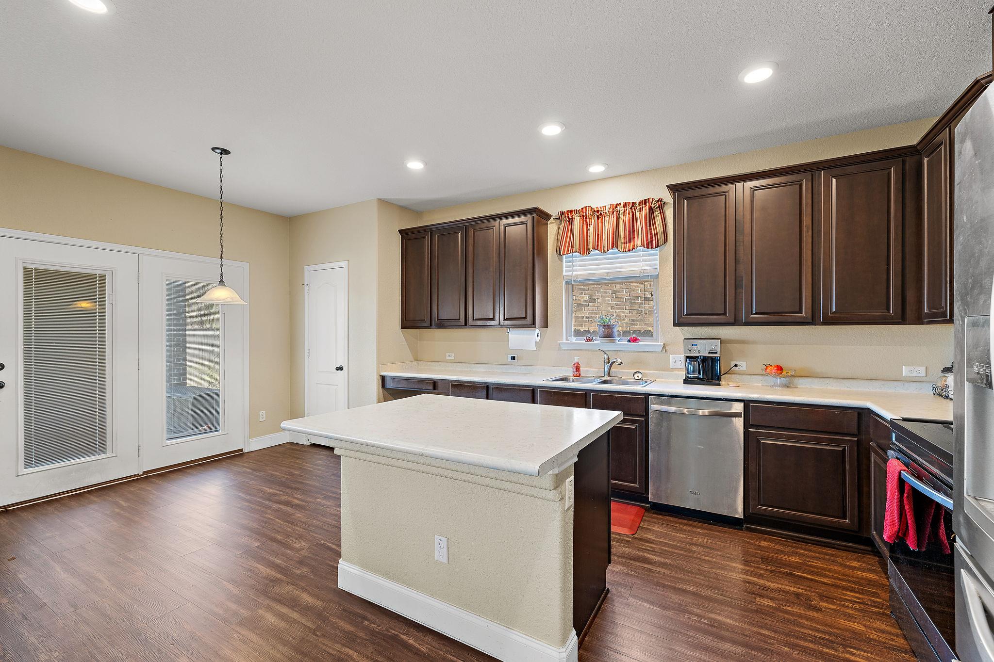 2950 E Old Settlers Blvd # 29, Round Rock, TX 78665