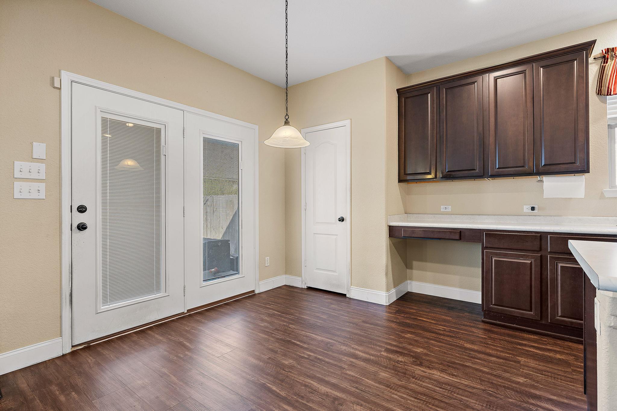 2950 E Old Settlers Blvd # 29, Round Rock, TX 78665