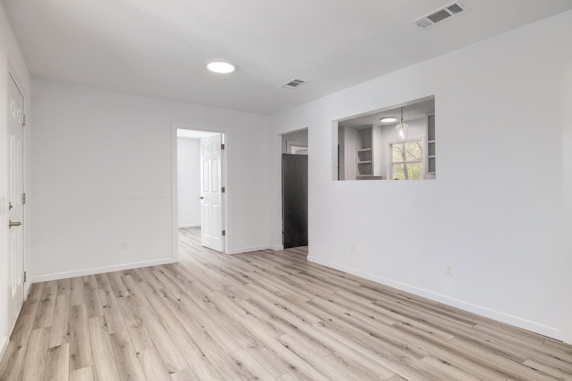 270 Kelley Rd W, Bastrop, TX 78602