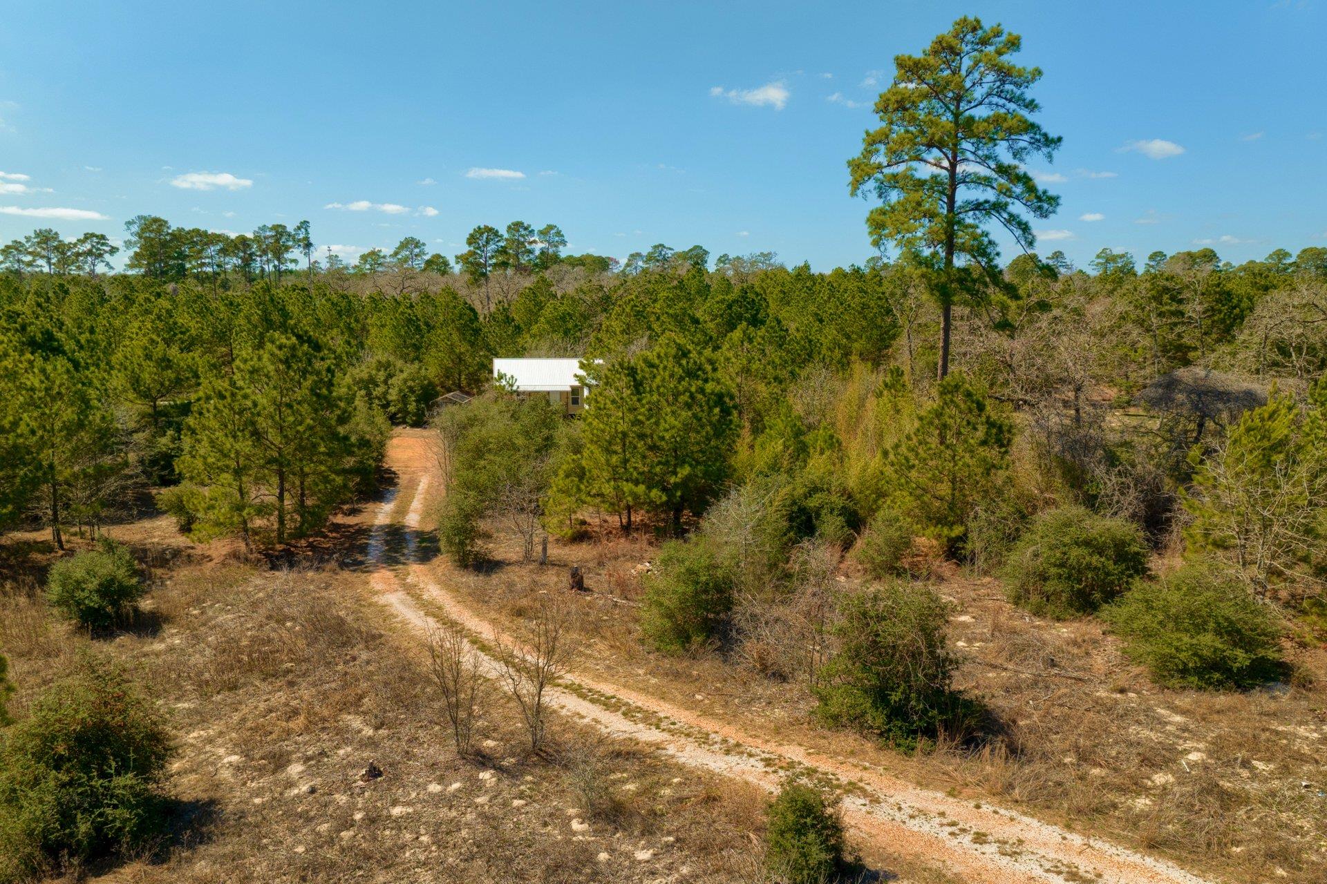 270 Kelley Rd W, Bastrop, TX 78602