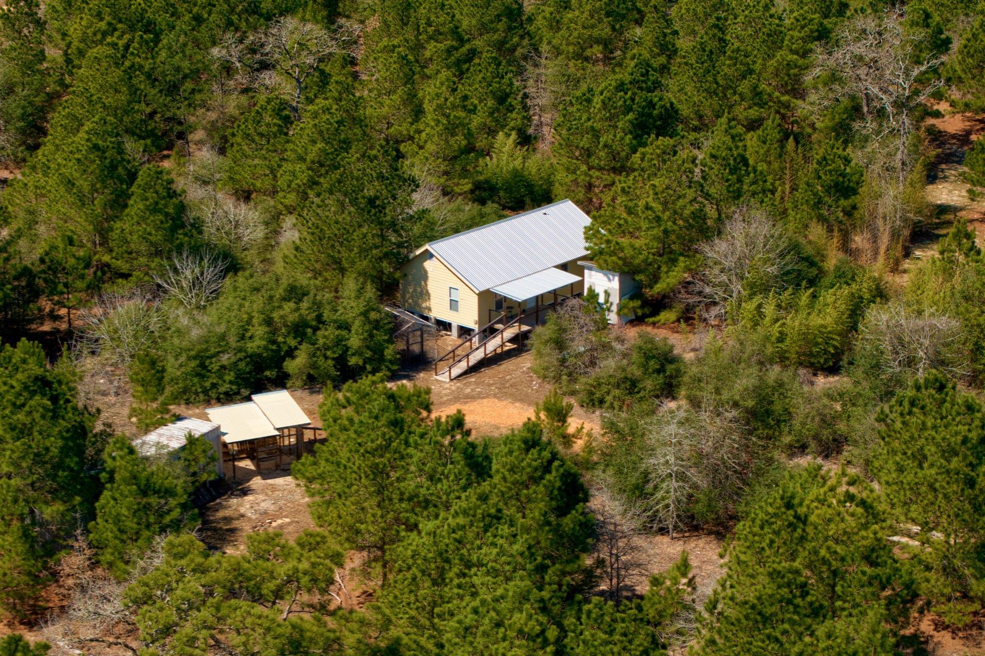 270 Kelley Rd W, Bastrop, TX 78602