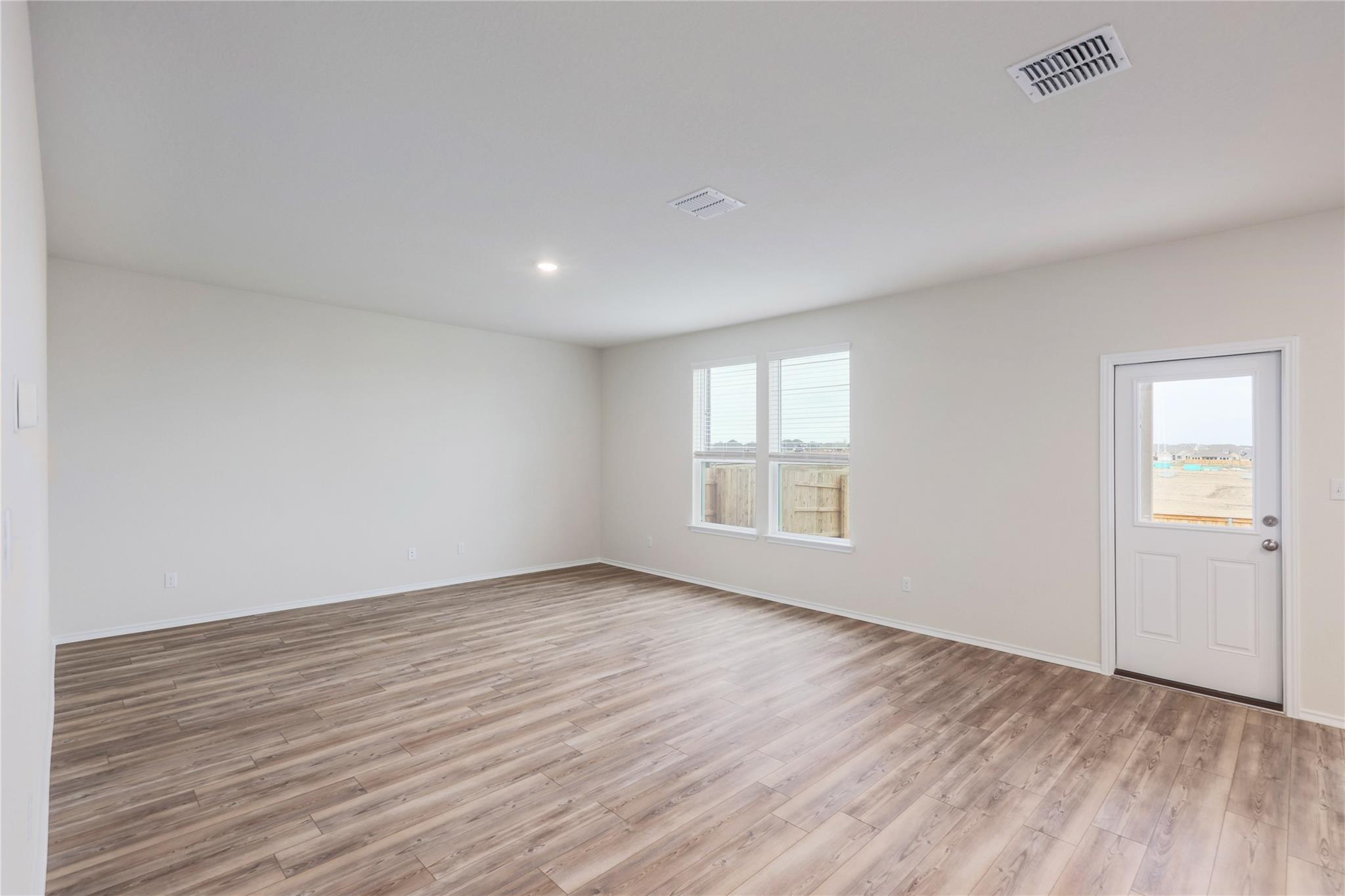 212 Sugar Cane Rd, Buda, TX 78610