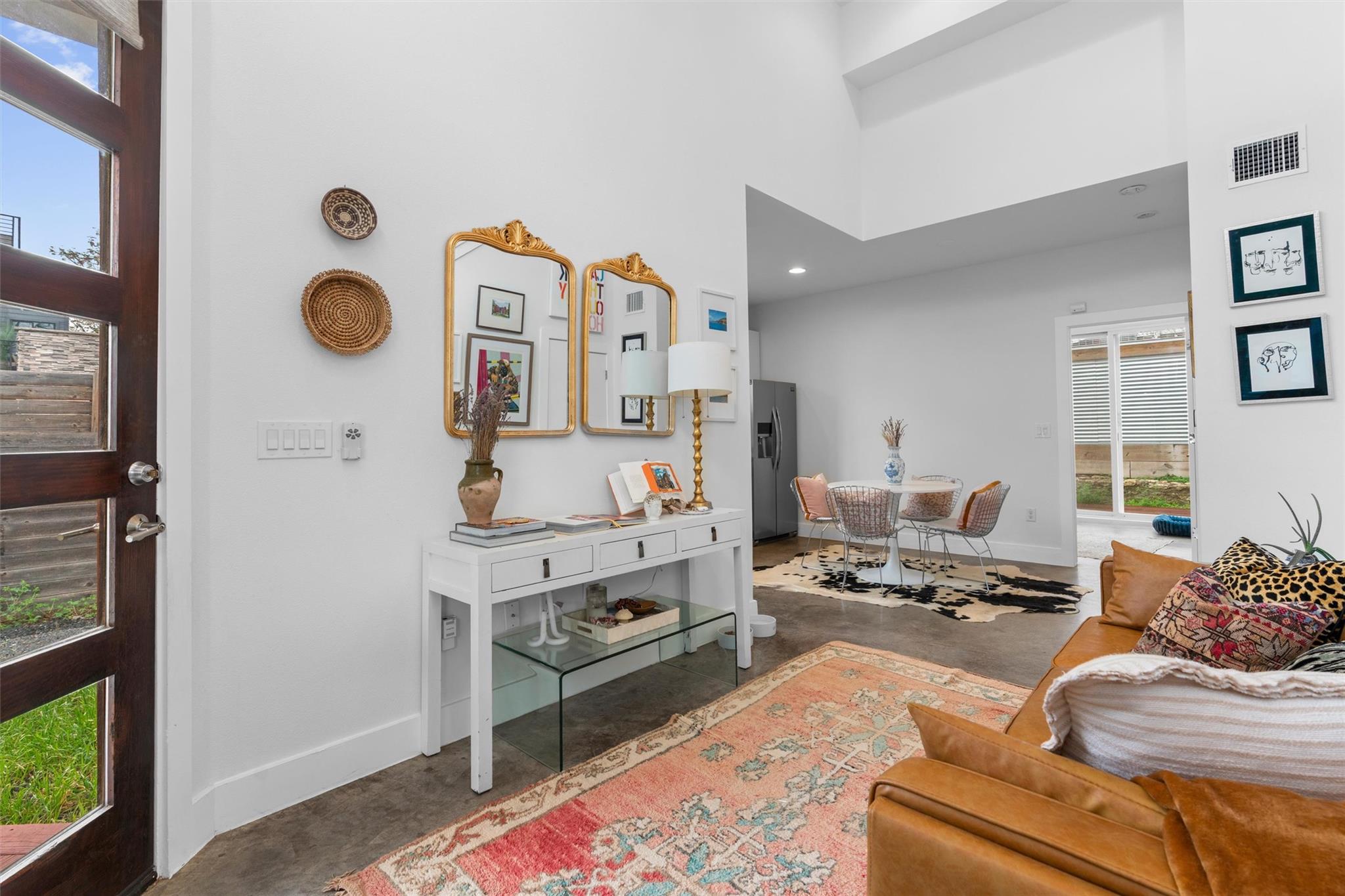 2514 E 4th St # B, Austin, TX 78702