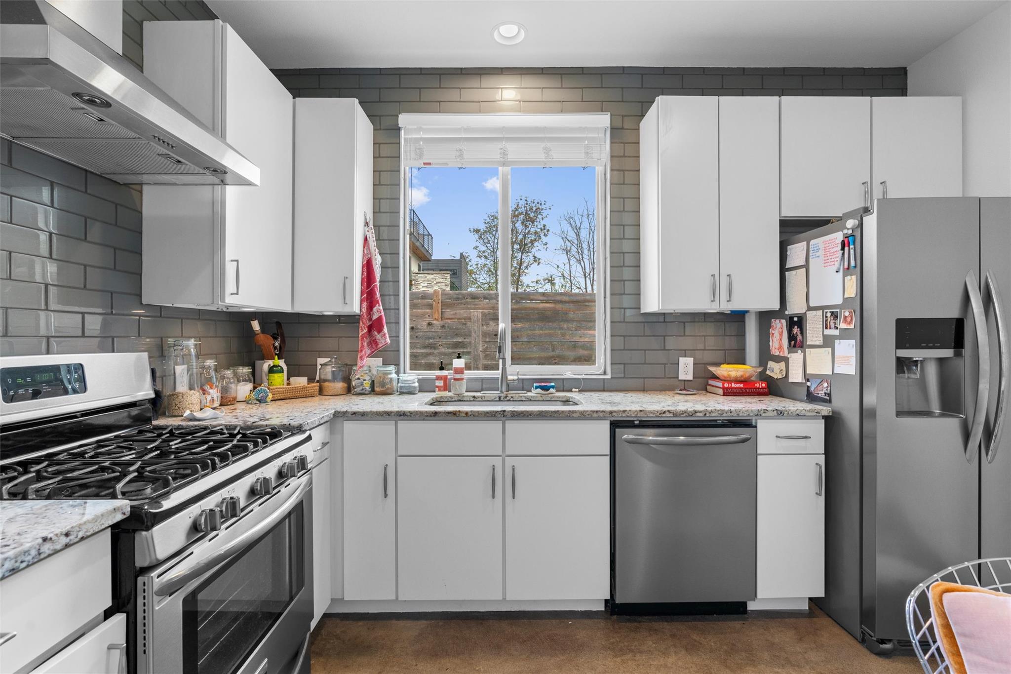 2514 E 4th St # B, Austin, TX 78702