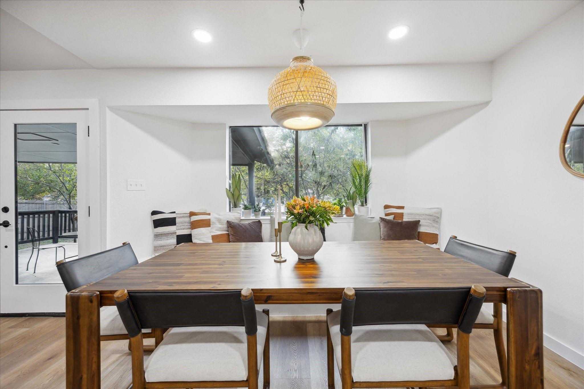 2310 Stratford Dr, Round Rock, TX 78664