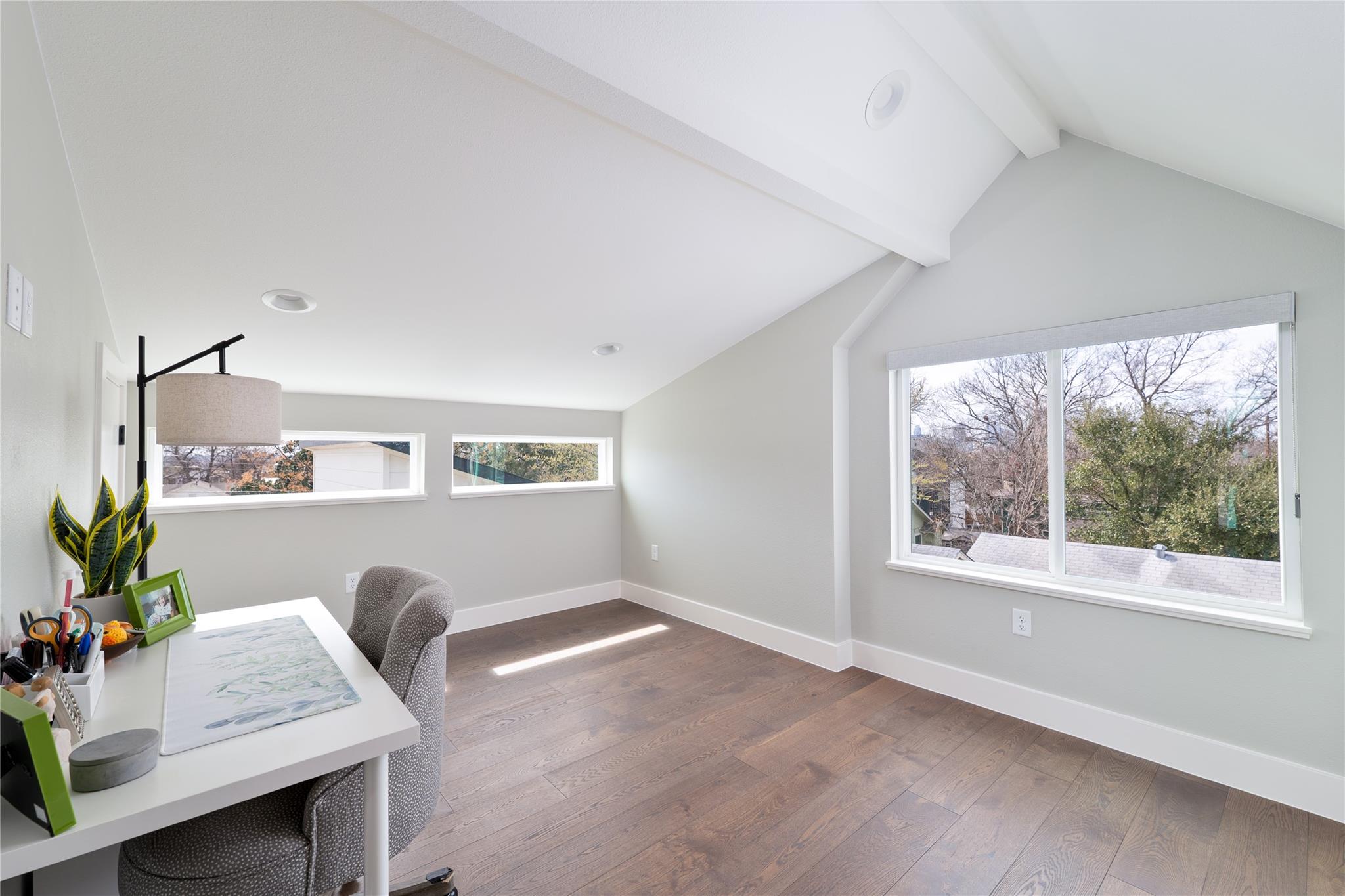 2004 Chestnut Ave # 1, Austin, TX 78722