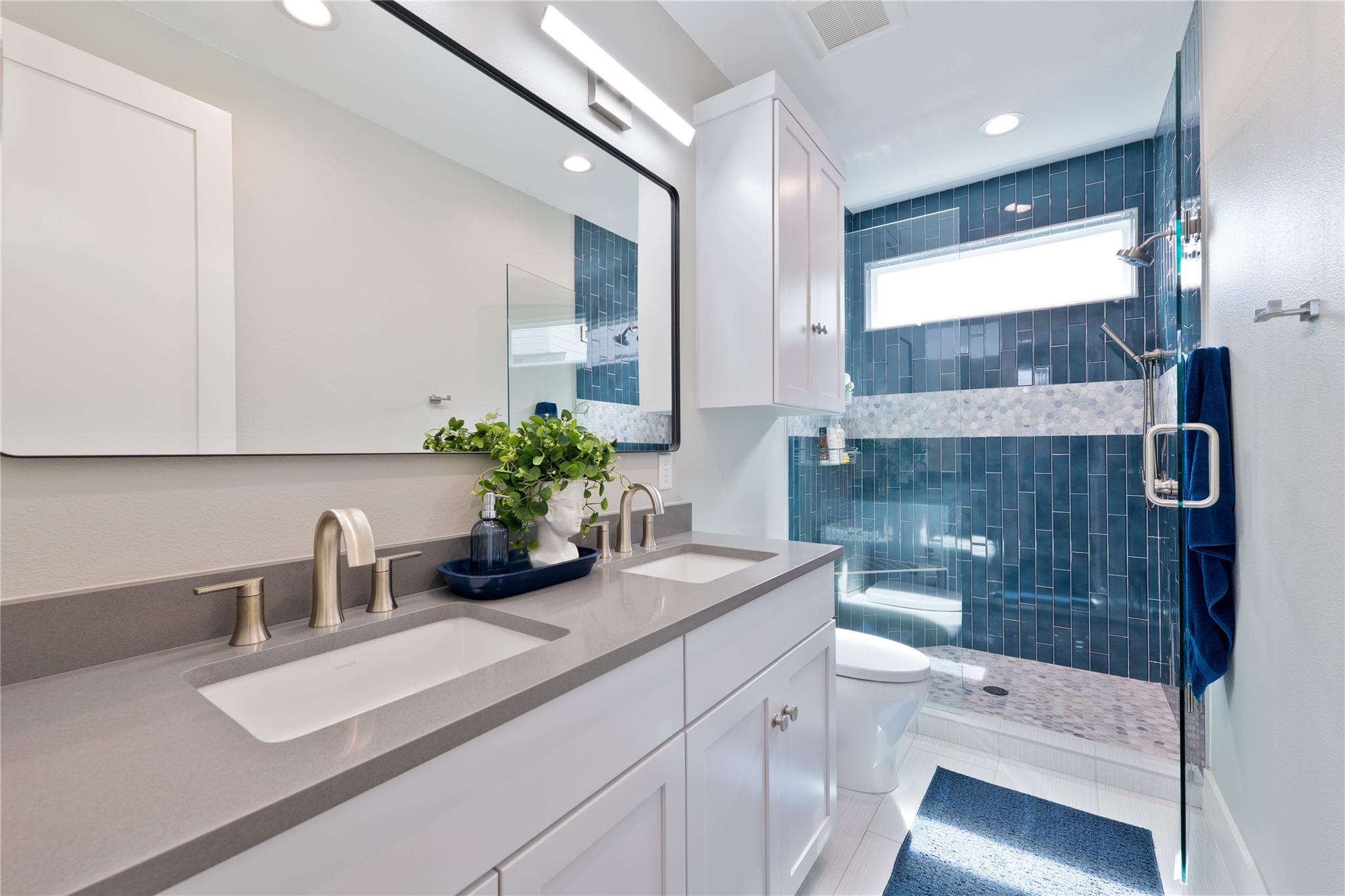 2004 Chestnut Ave # 1, Austin, TX 78722