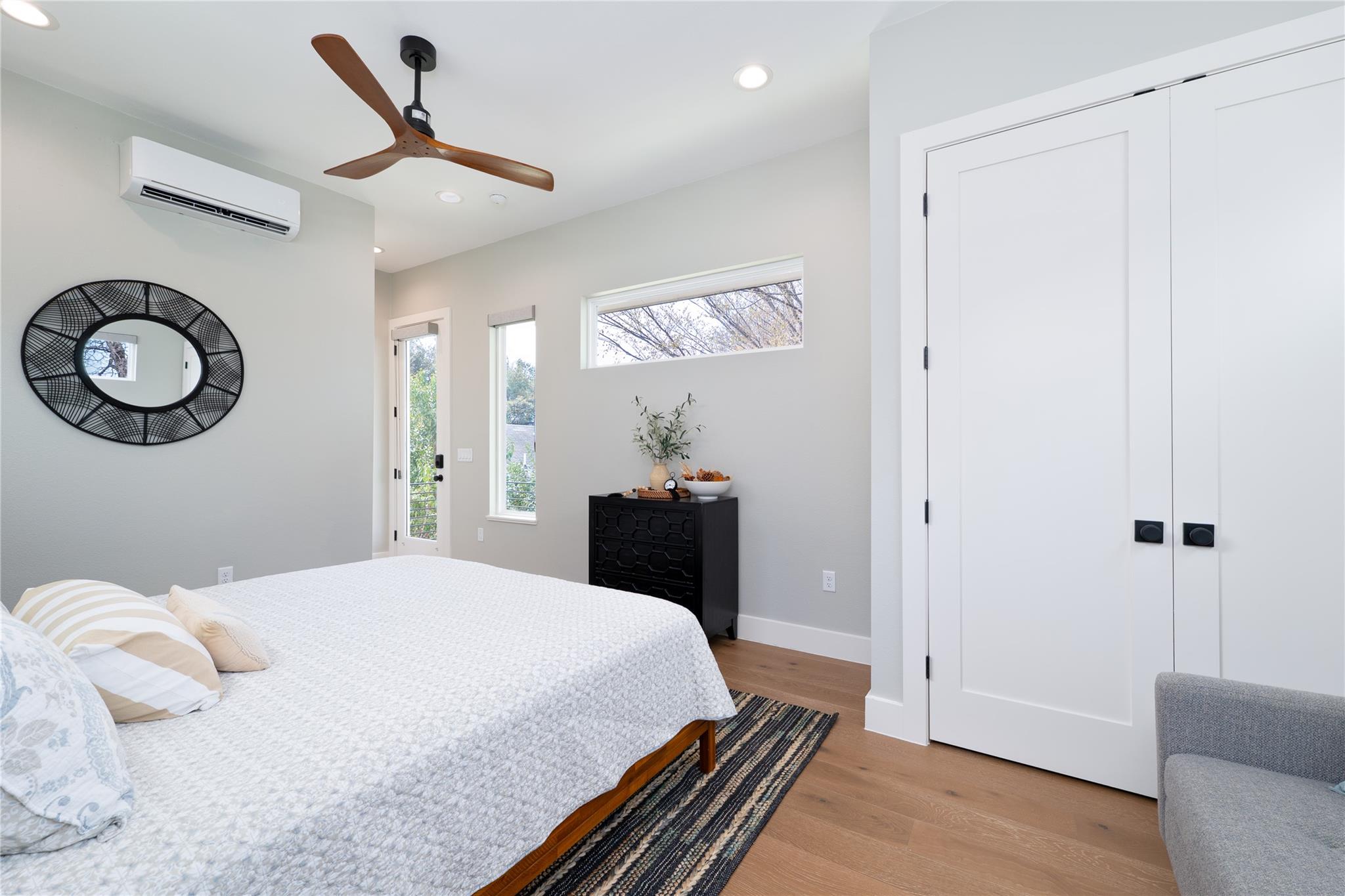 2004 Chestnut Ave # 1, Austin, TX 78722