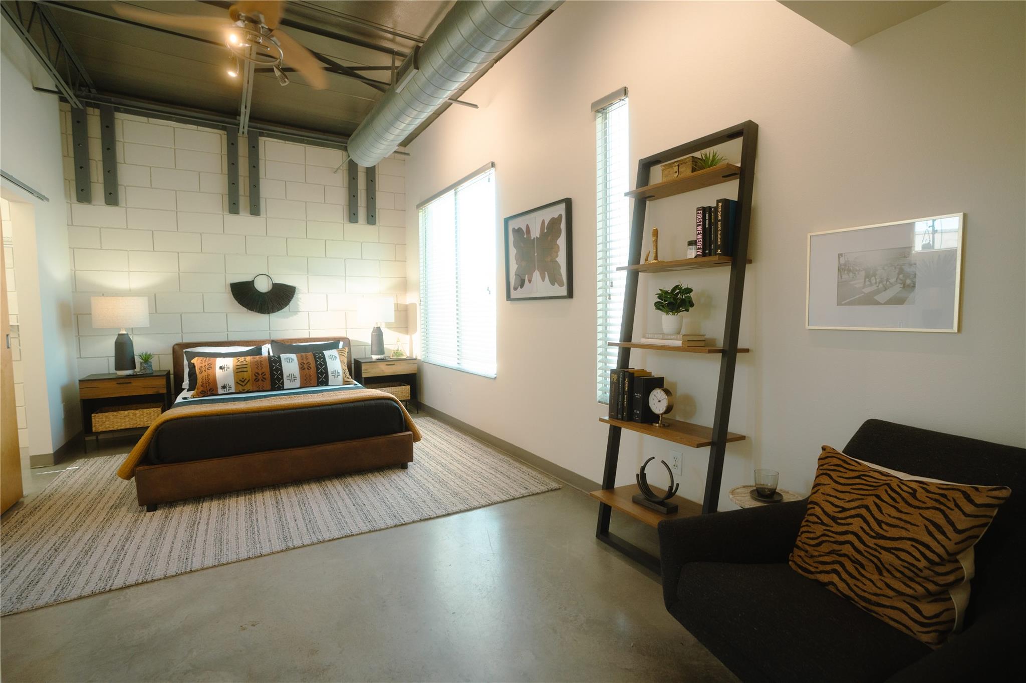 4801 S Congress Ave # H5, Austin, TX 78745