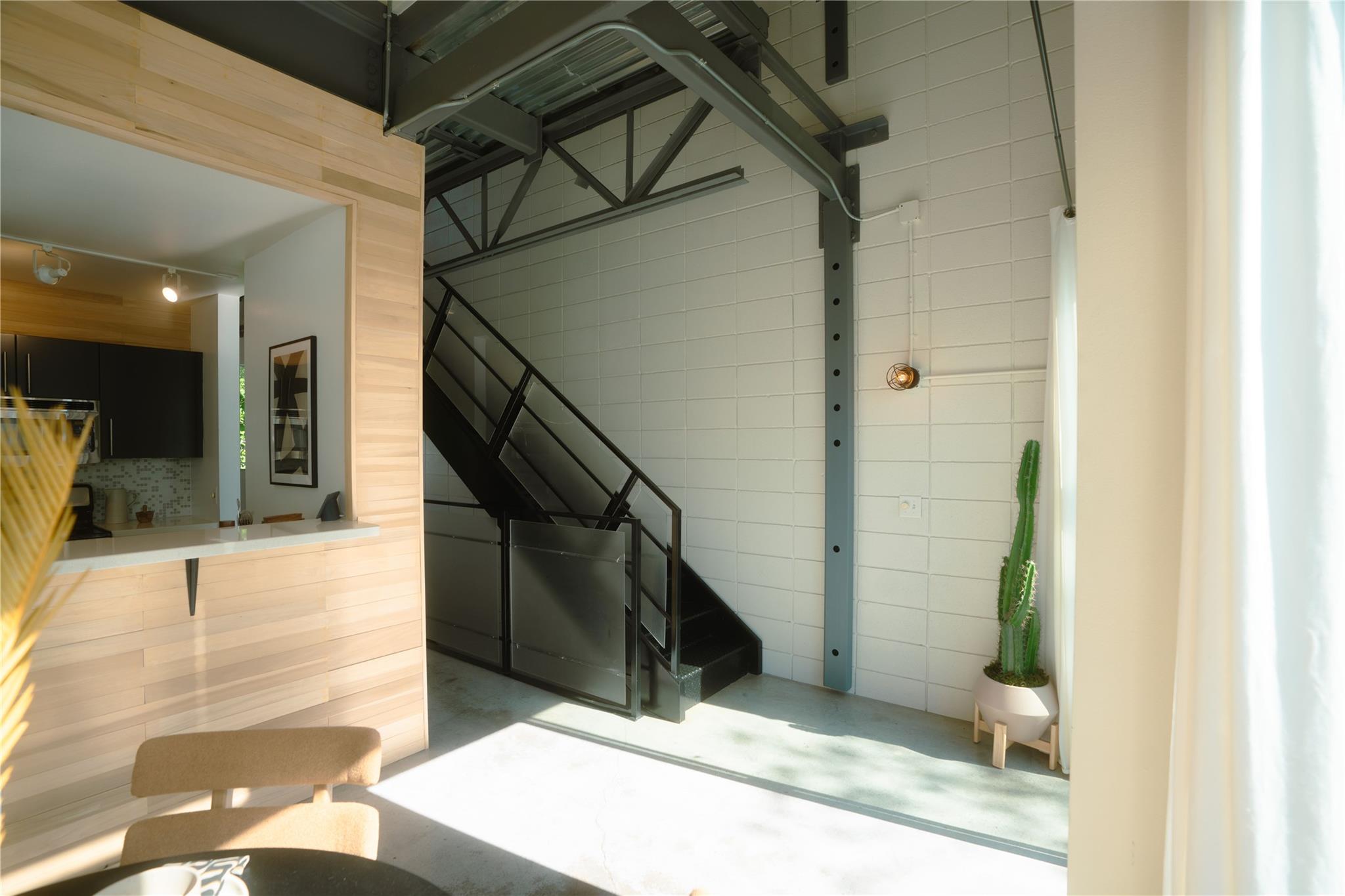 4801 S Congress Ave # H5, Austin, TX 78745