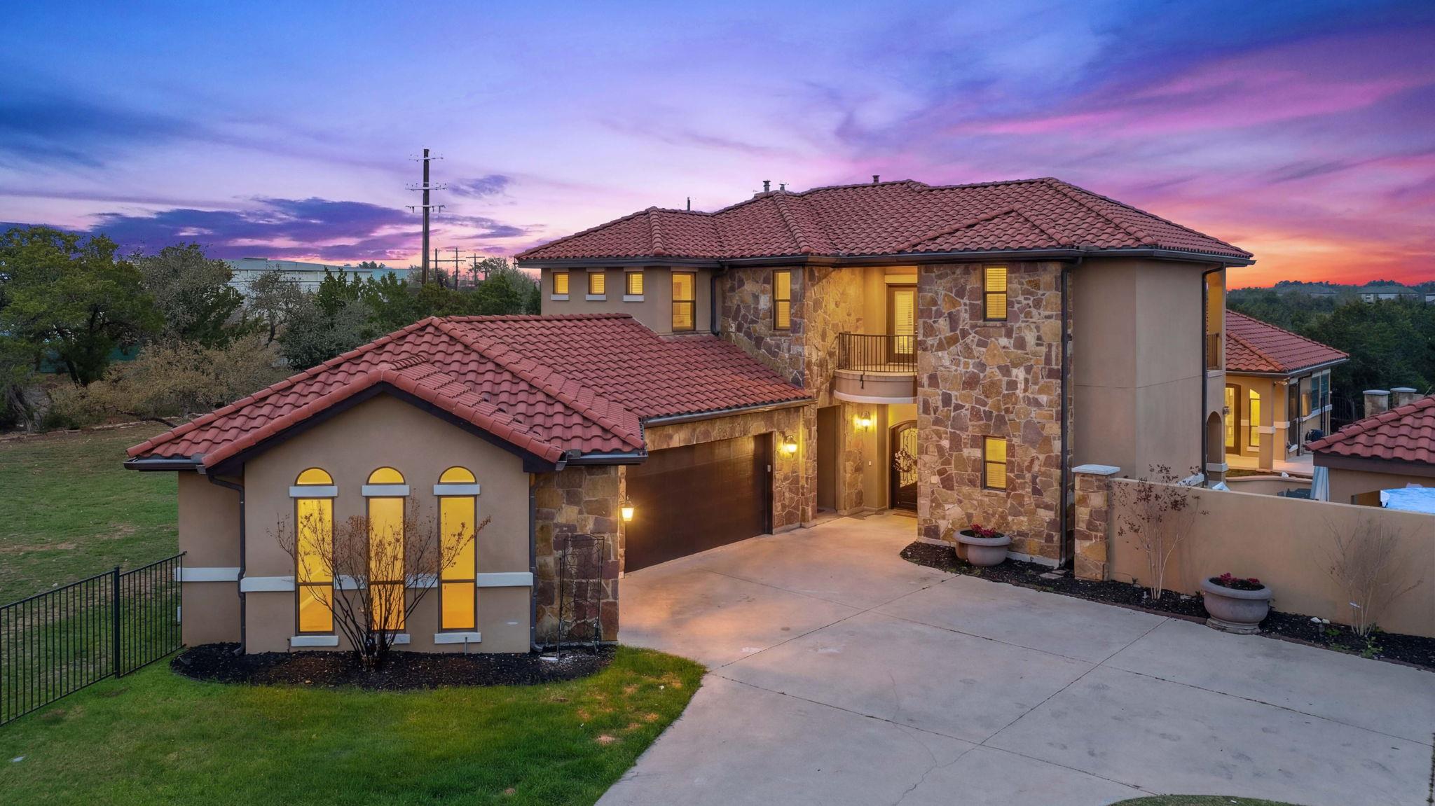 1028 Villa Hill Dr, Leander, TX 78641