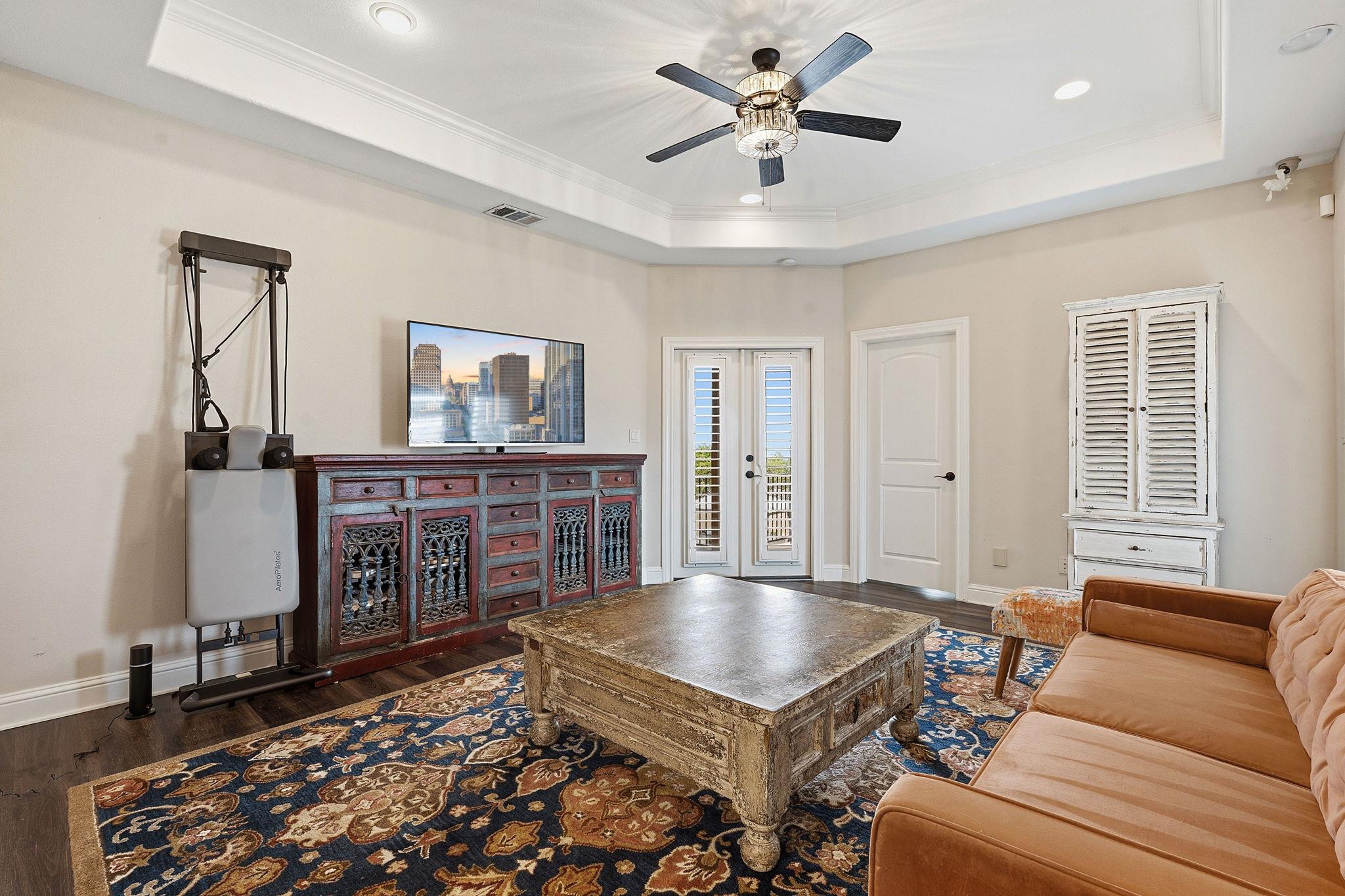 1028 Villa Hill Dr, Leander, TX 78641