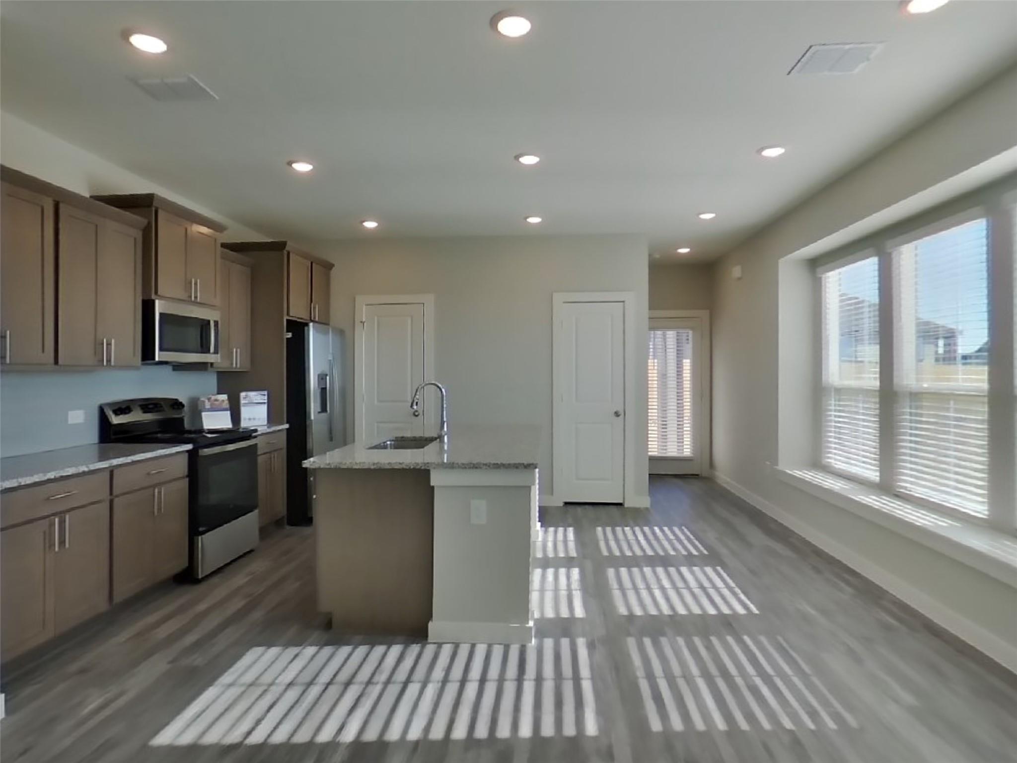 1536 Mexican Heather Dr, Leander, TX 78641