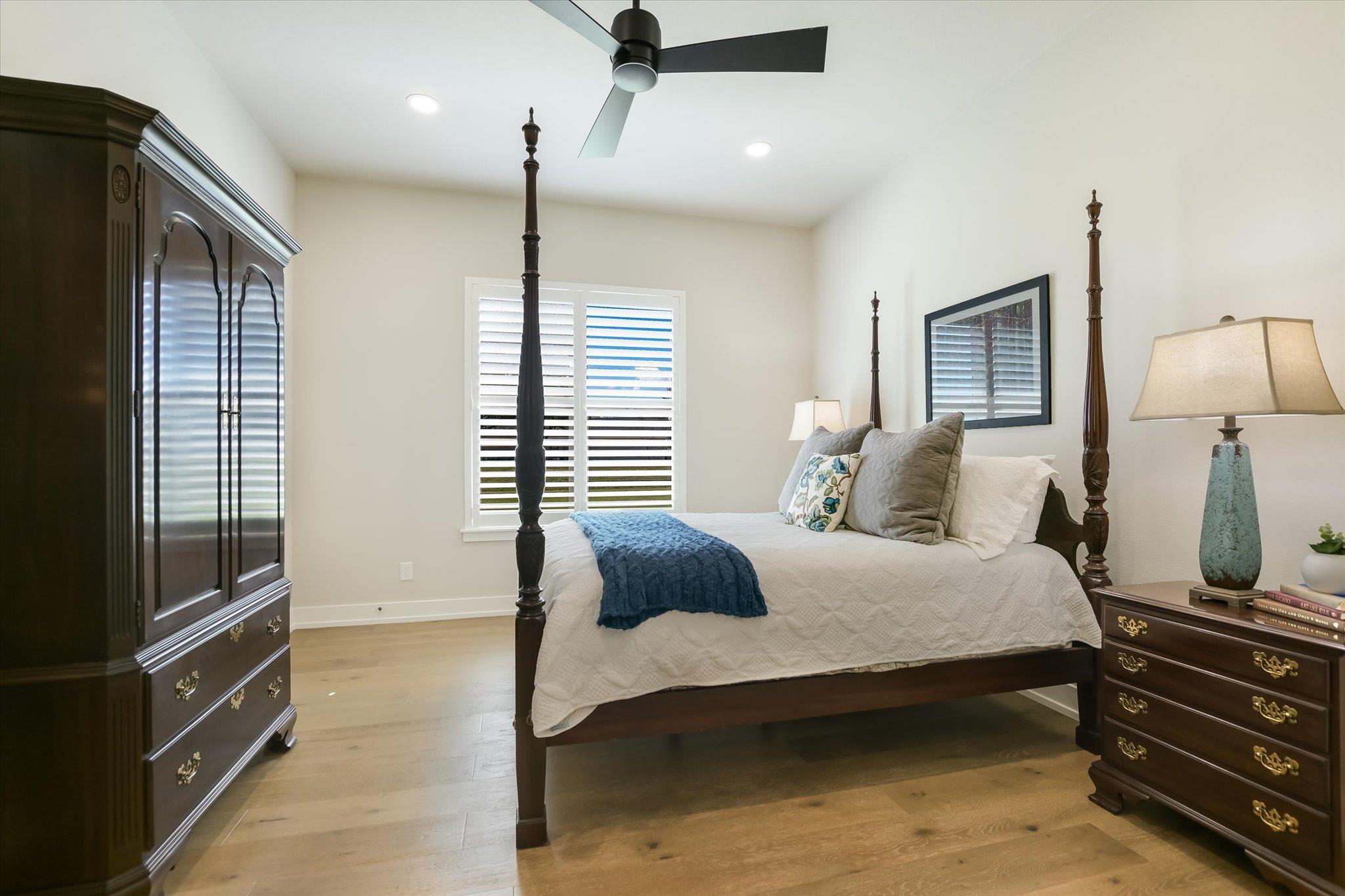 106 Rangeway Cir, Kingsland, TX 78639