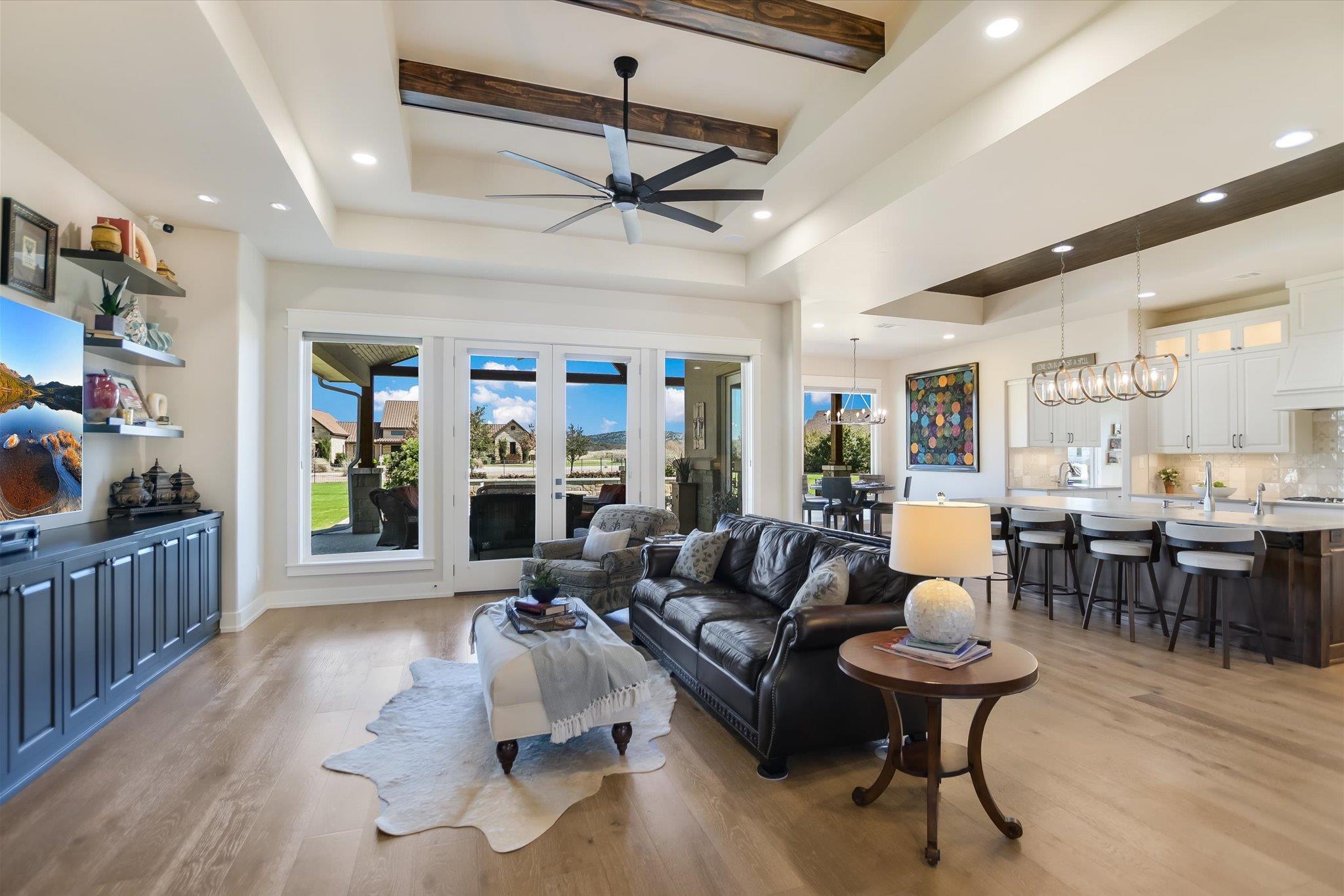 106 Rangeway Cir, Kingsland, TX 78639