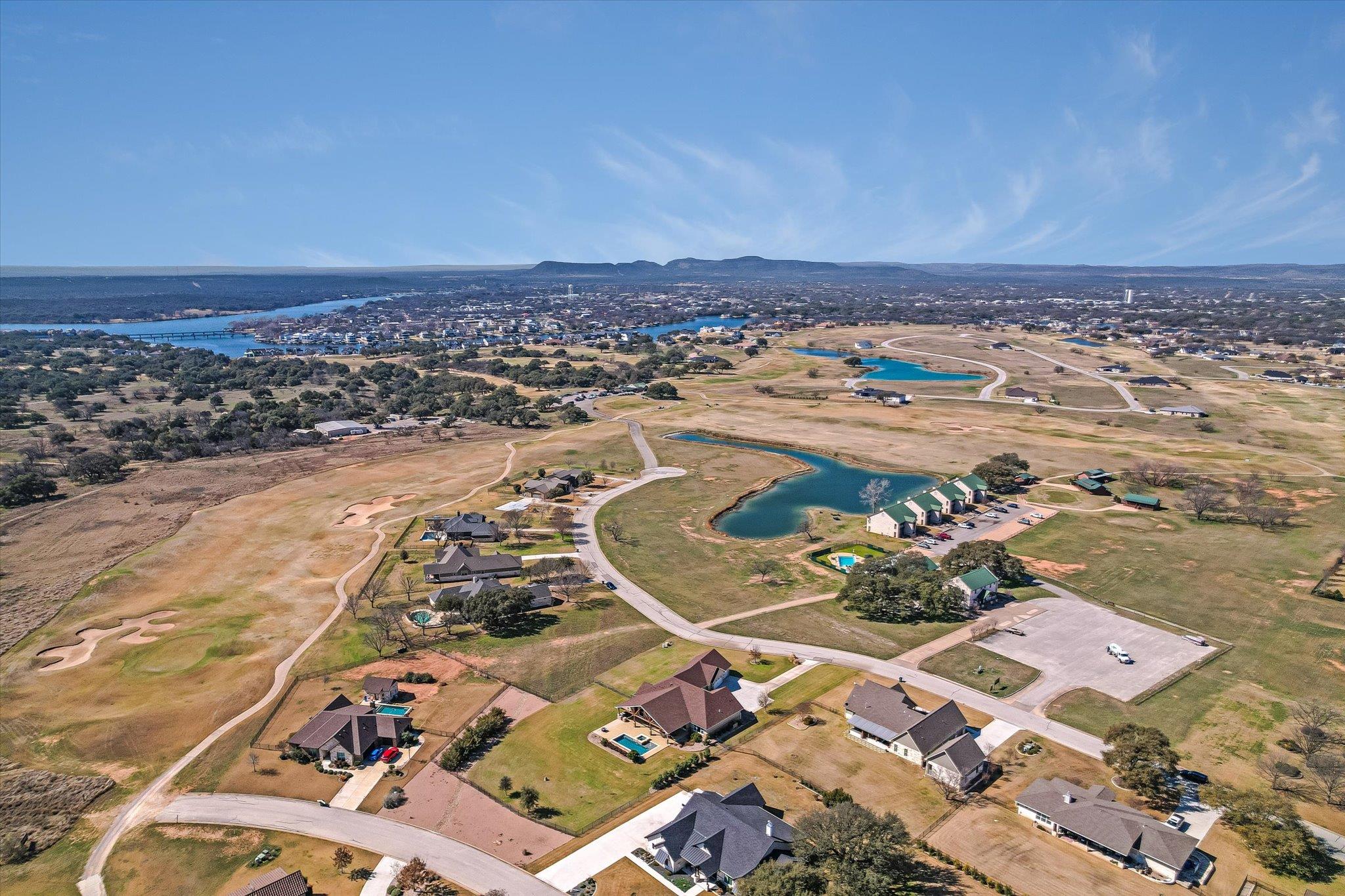 106 Rangeway Cir, Kingsland, TX 78639