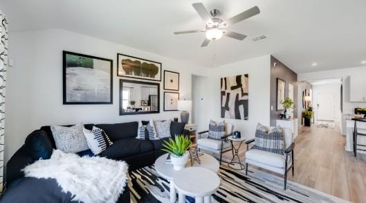 1220 Crumpton Dr, Pflugerville, TX 78660