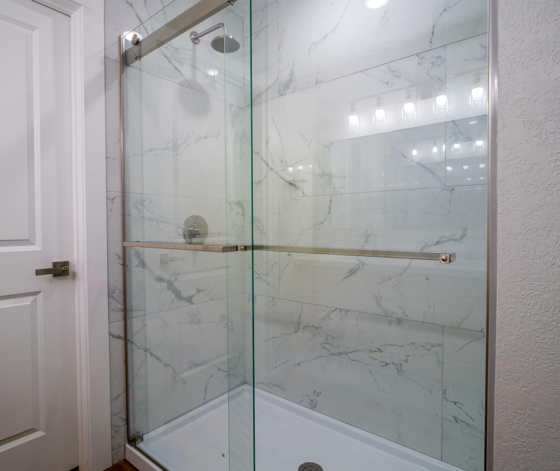 301 Cedarhill Dr, Granite Shoals, TX 78654