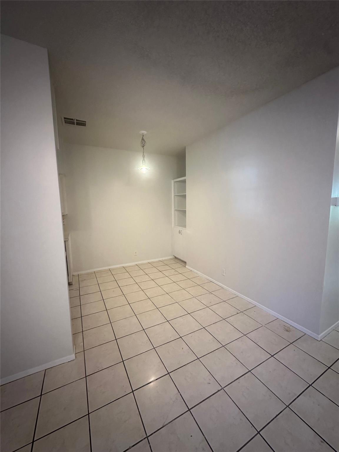 106 E 30th St # 101, Austin, TX 78705