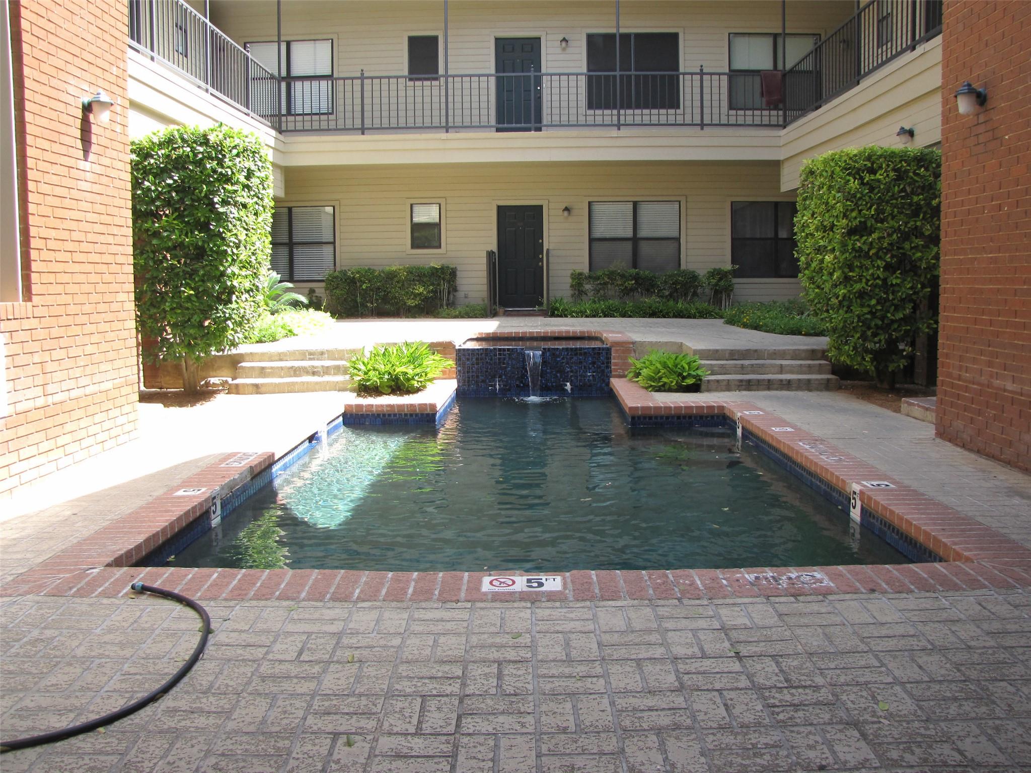 106 E 30th St # 101, Austin, TX 78705