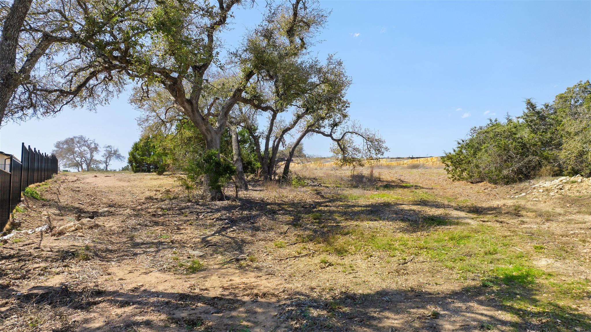 5713 Twin Peaks Trce, Austin, TX 78738