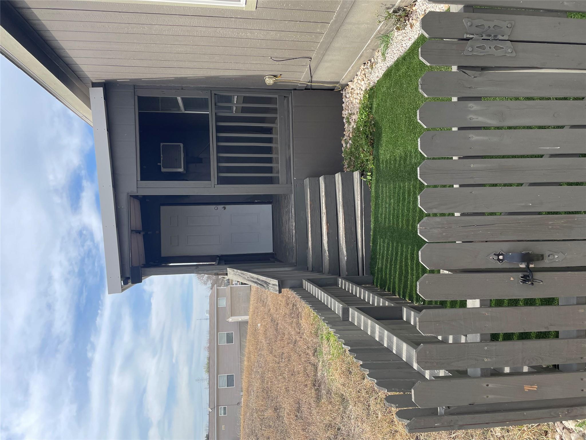 269 Featherstone Dr, Converse, TX 78109