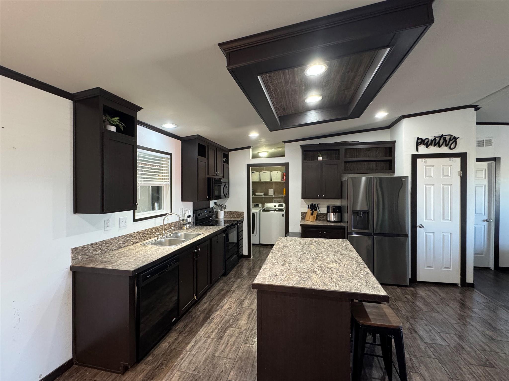 269 Featherstone Dr, Converse, TX 78109